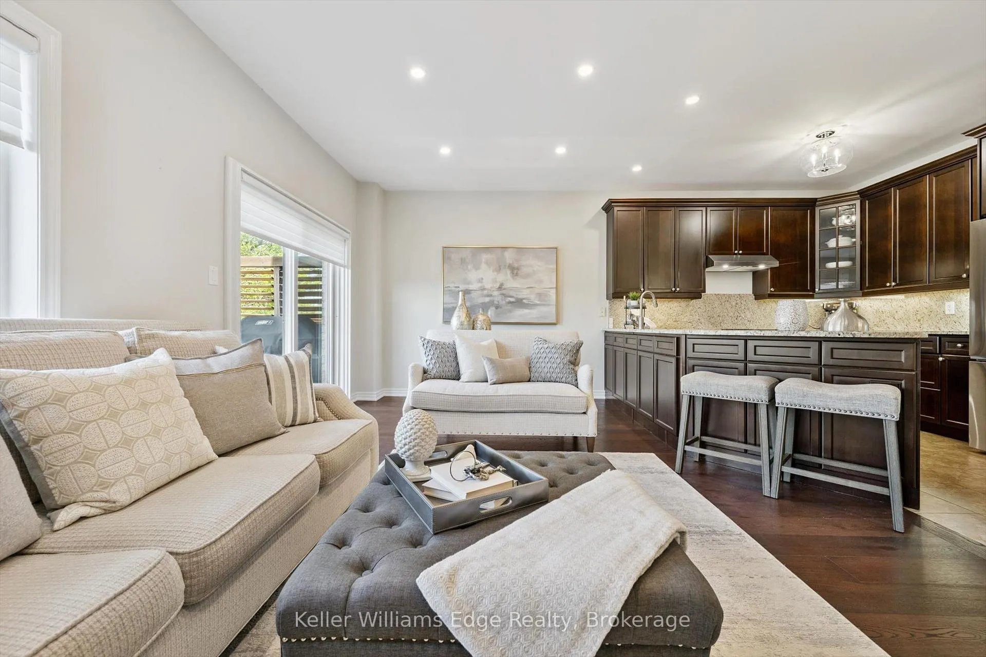 Photo 12 of 2480 Springforest Drive, Oakville, Bronte Creek — HOMEH
