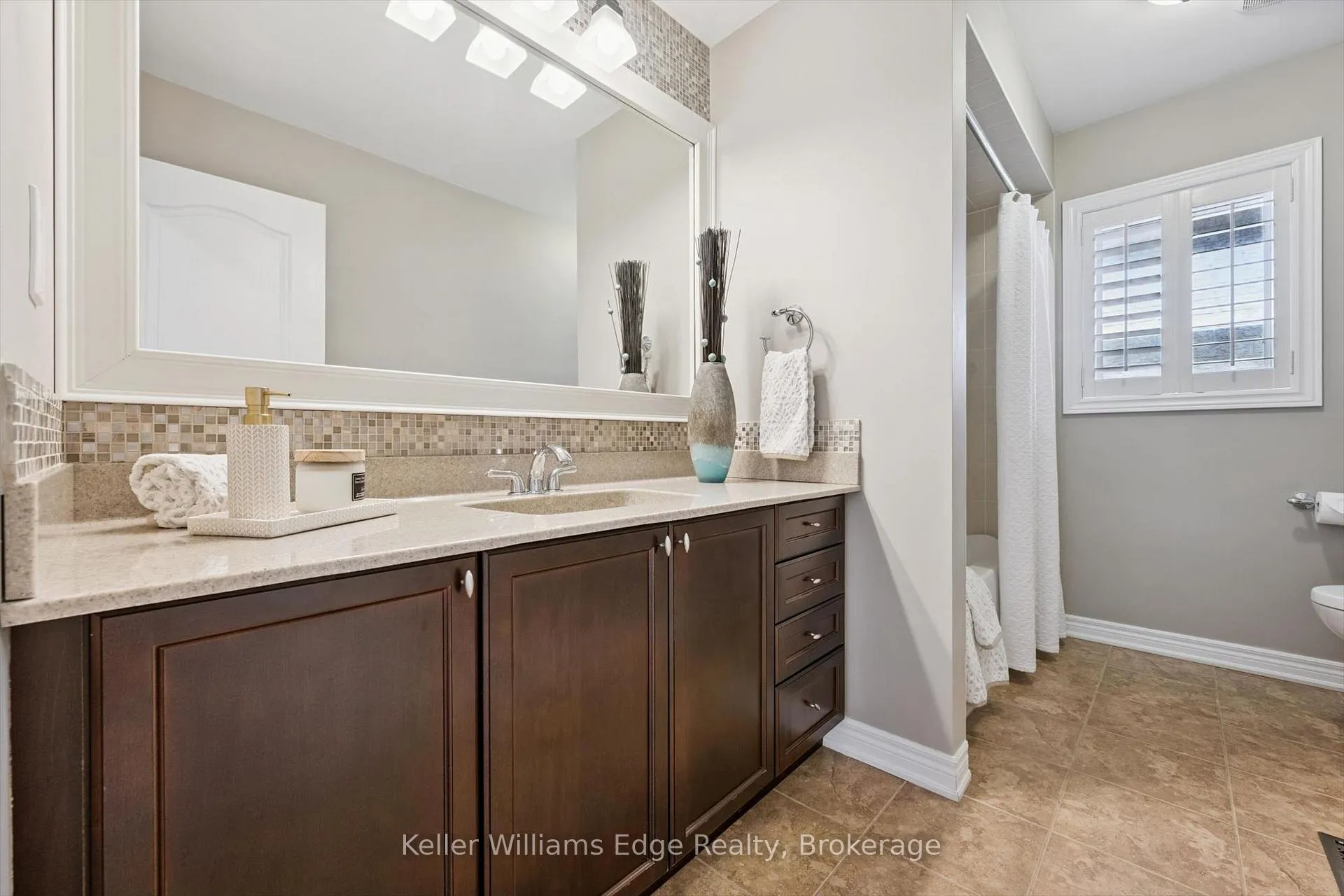 Photo 29 of 2480 Springforest Drive, Oakville, Bronte Creek — HOMEH