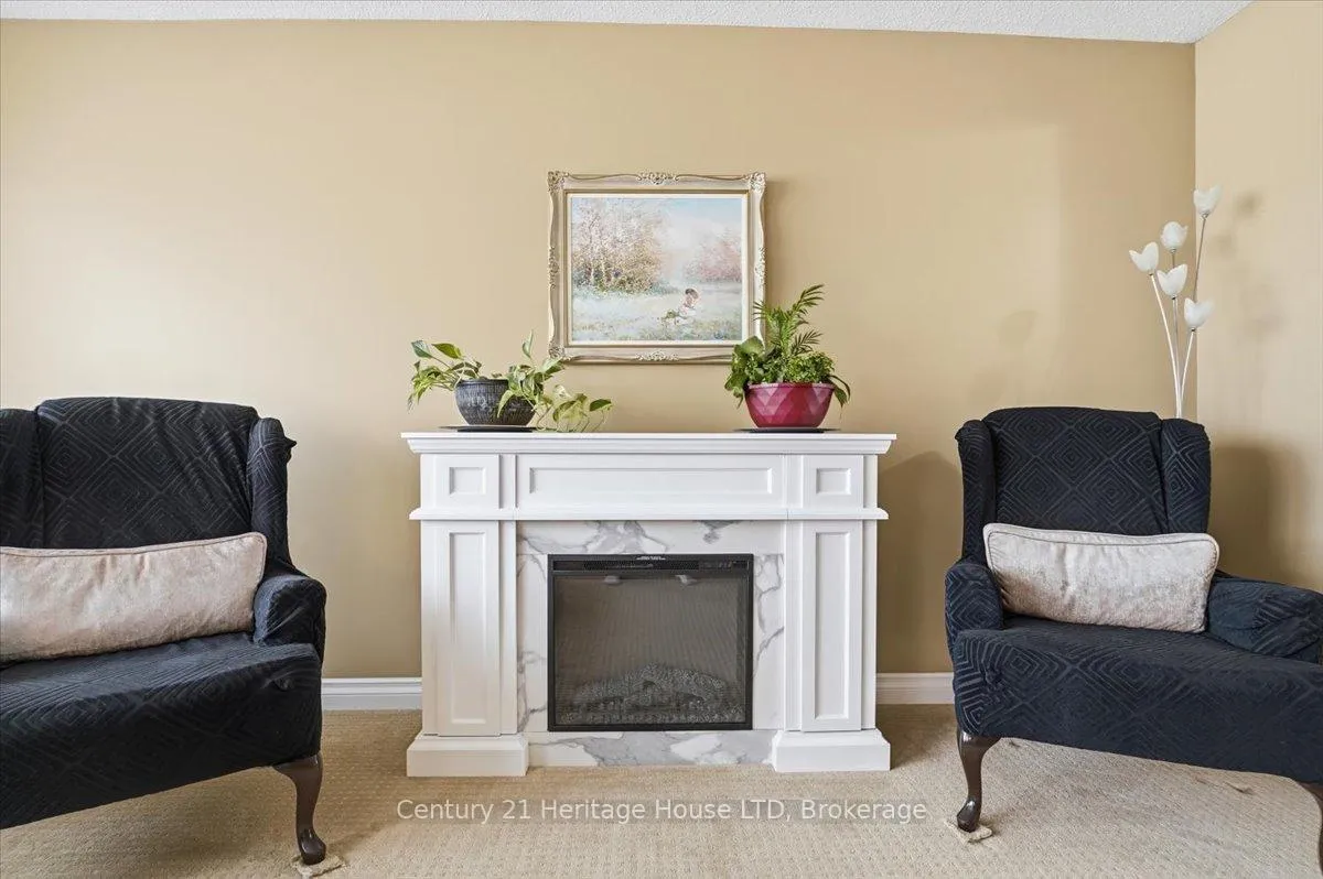 Photo 4 of 11 Robert Street, Welland, Lincoln/Crowland — HOMEH