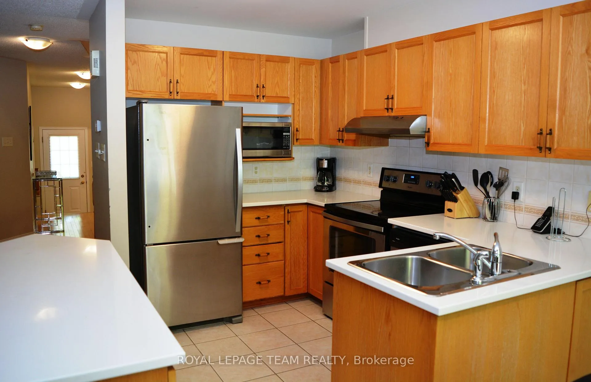 Photo 3 of 1345 Halton Terrace, Ottawa, Kanata - Morgan's Grant/South March — HOMEH