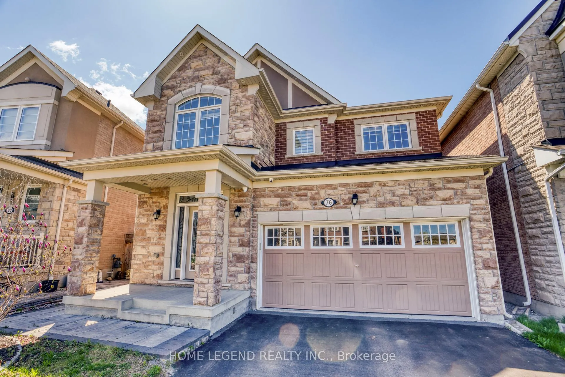 Photo 1 of 76 Thomas Phillips Drive, Aurora, Rural Aurora — HOMEH
