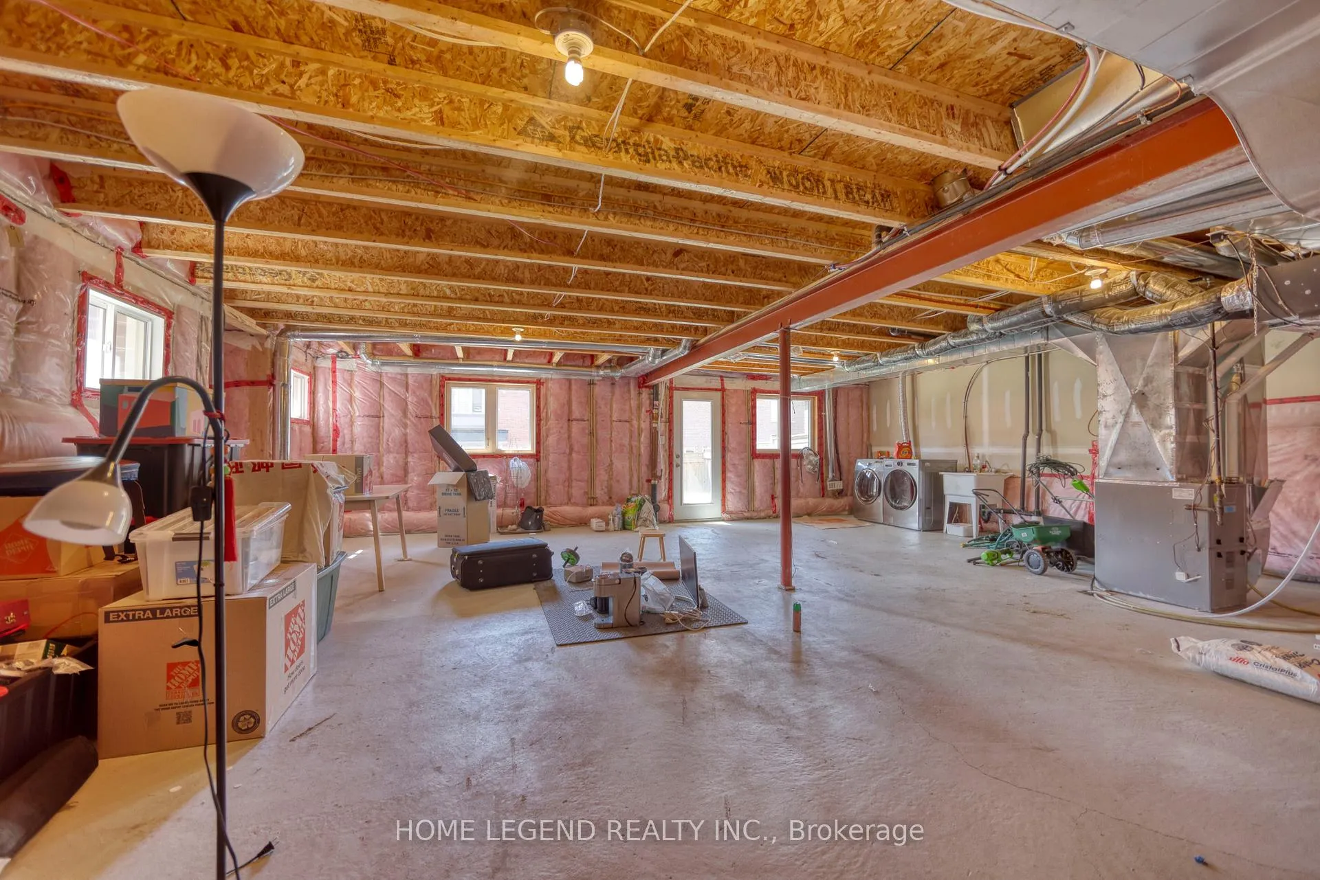 Photo 9 of 76 Thomas Phillips Drive, Aurora, Rural Aurora — HOMEH
