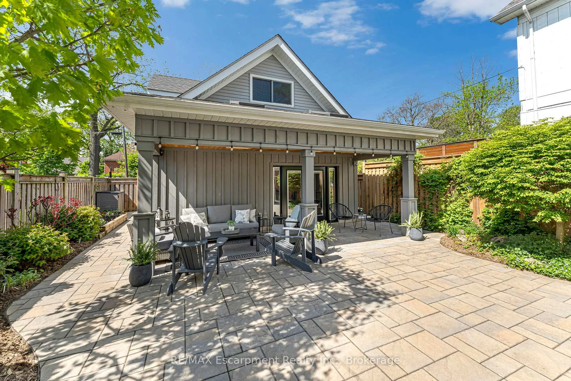 Photo 1 of 546 Hurd Avenue, Burlington, Brant — HOMEH