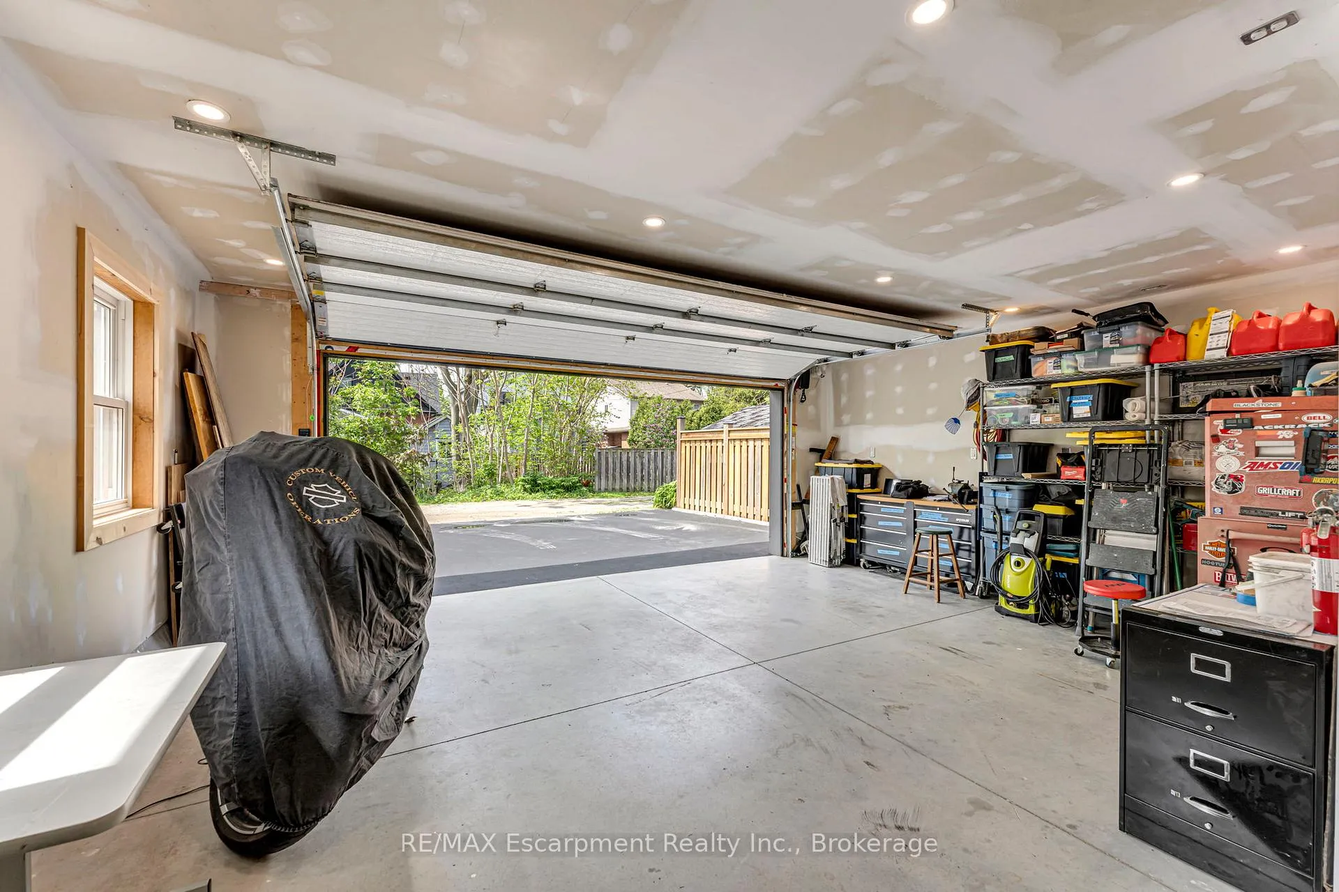 Photo 29 of 546 Hurd Avenue, Burlington, Brant — HOMEH