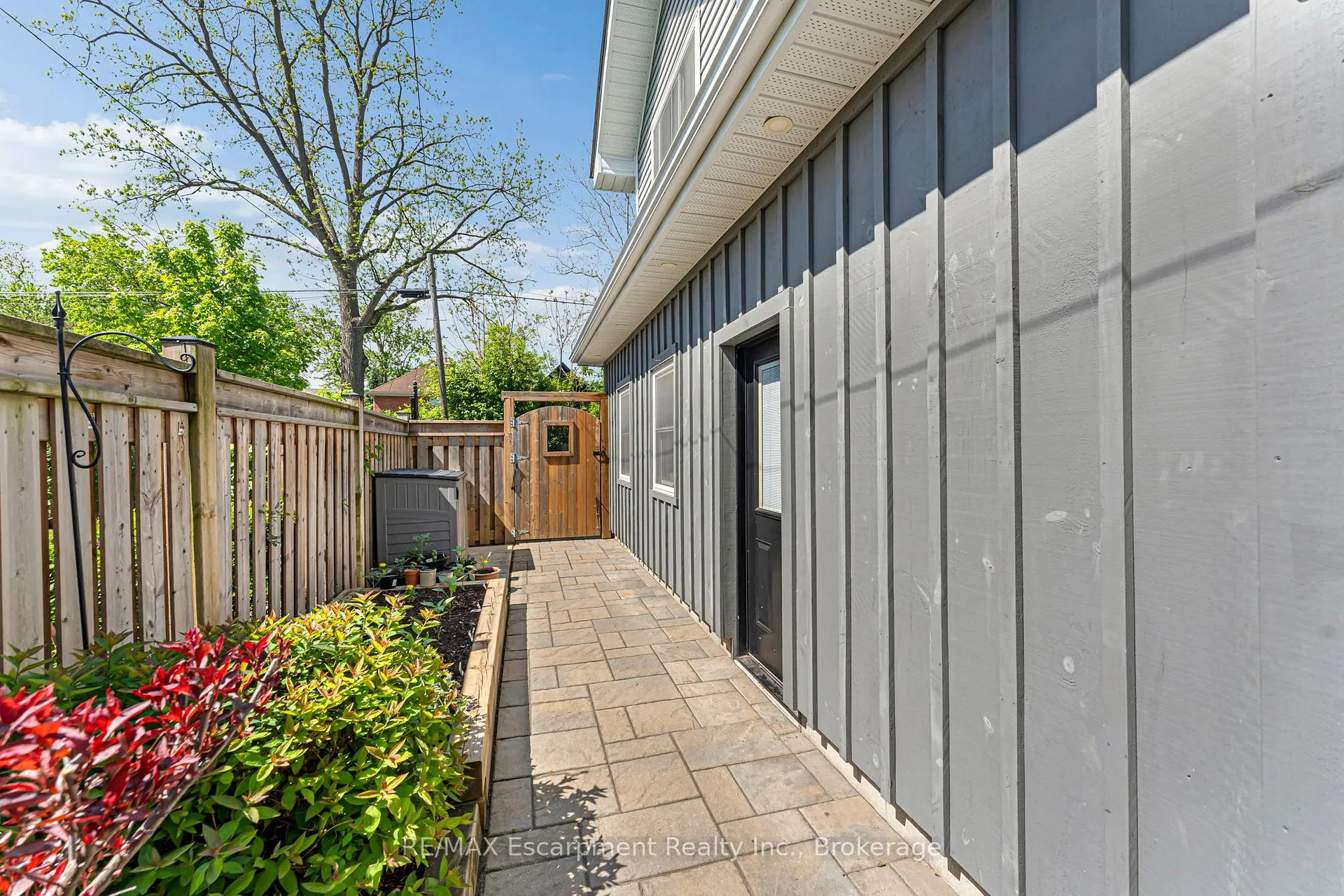Photo 34 of 546 Hurd Avenue, Burlington, Brant — HOMEH