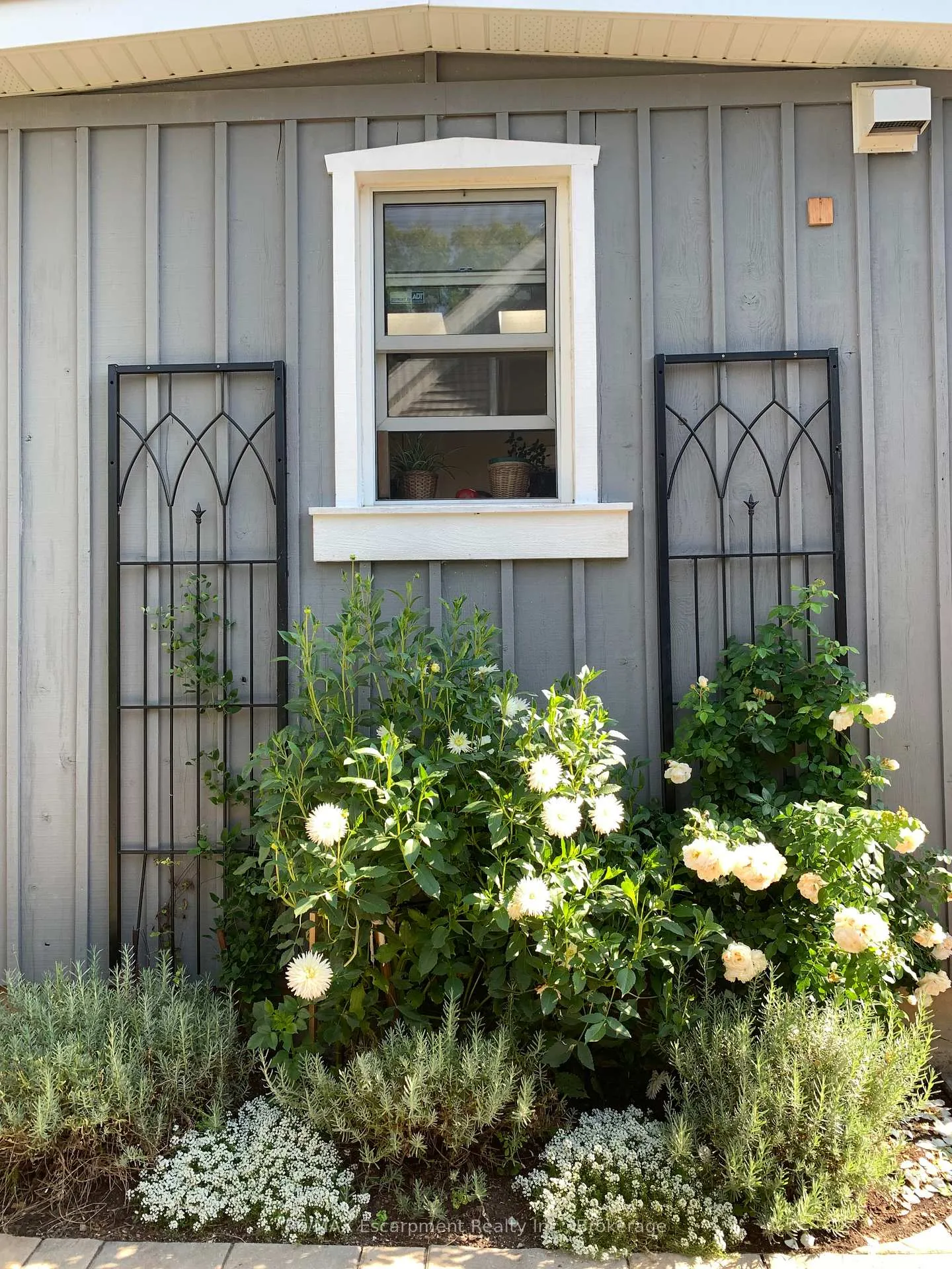 Photo 36 of 546 Hurd Avenue, Burlington, Brant — HOMEH