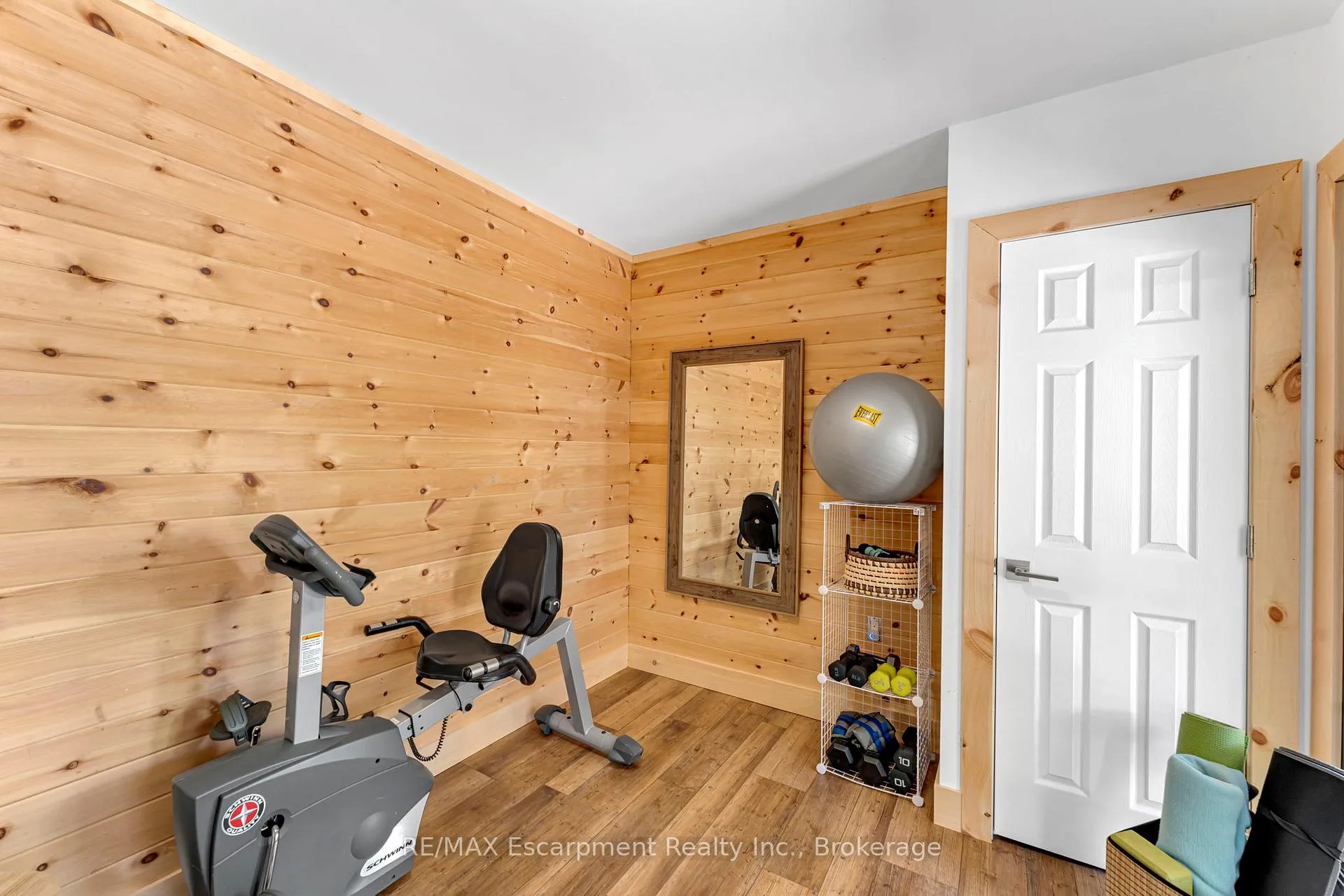 Photo 37 of 546 Hurd Avenue, Burlington, Brant — HOMEH