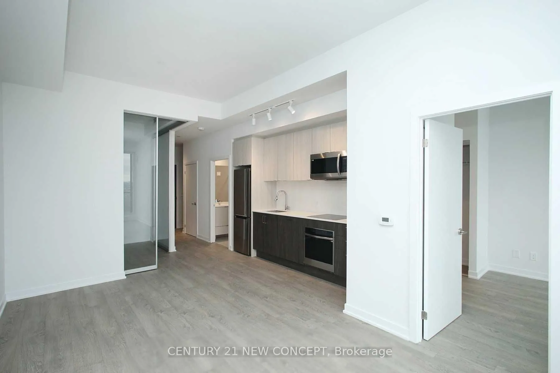 Photo 3 of Unit Ph03, 1928 Lake Shore Boulevard, Toronto, High Park-Swansea — HOMEH