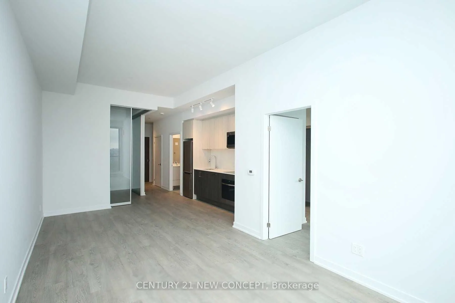 Photo 5 of Unit Ph03, 1928 Lake Shore Boulevard, Toronto, High Park-Swansea — HOMEH