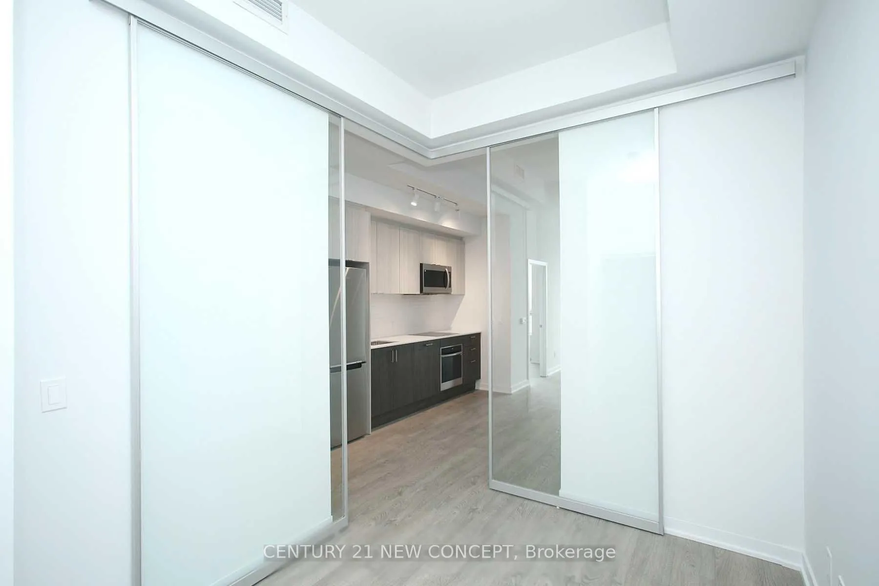 Photo 6 of Unit Ph03, 1928 Lake Shore Boulevard, Toronto, High Park-Swansea — HOMEH