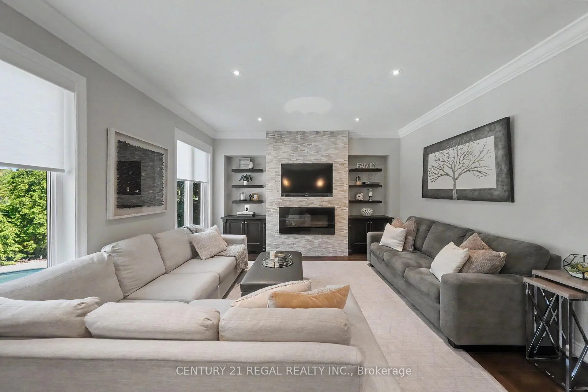 Photo 10 of 2260 Chickadee Crescent, Oakville, West Oak Trails — HOMEH