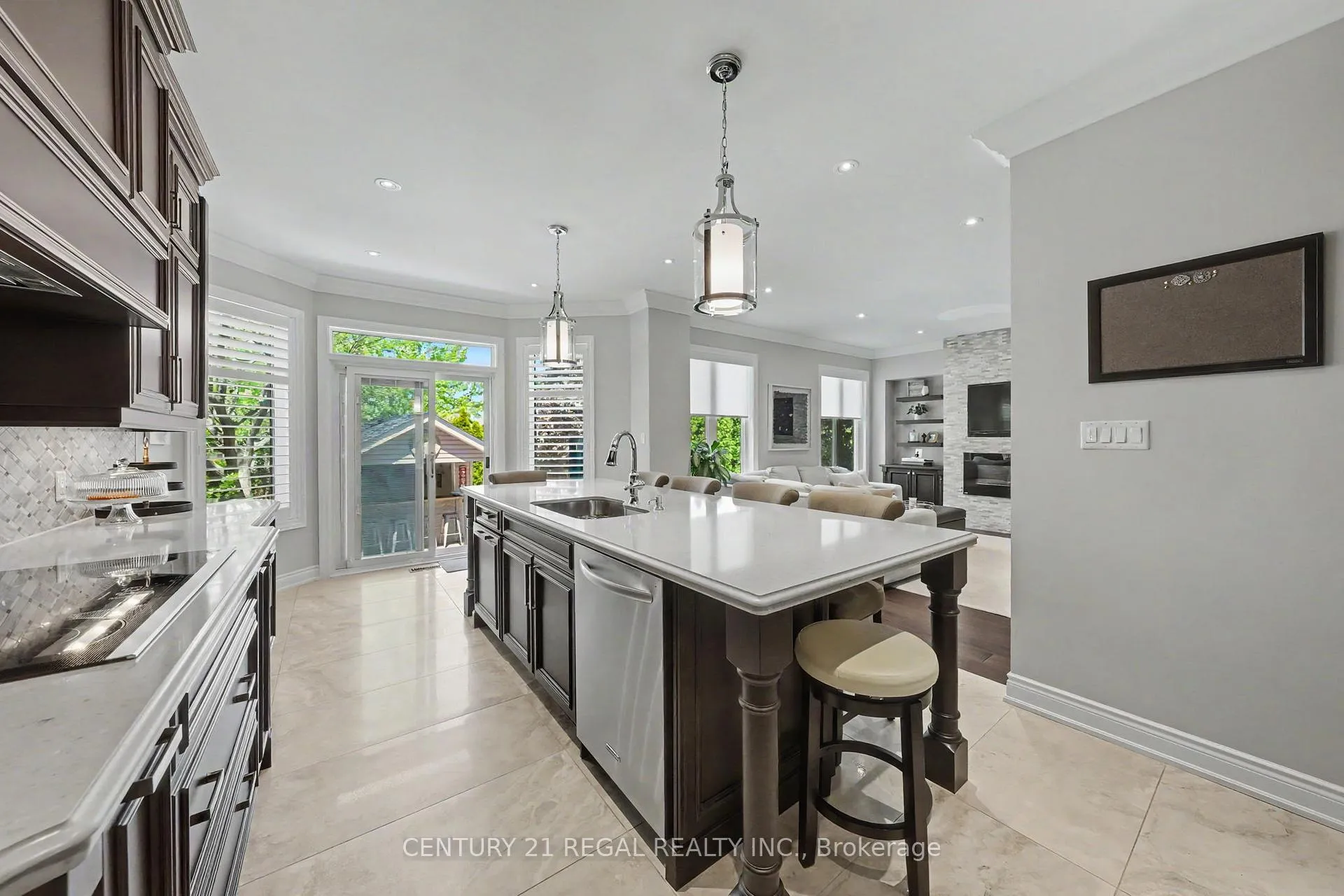 Photo 13 of 2260 Chickadee Crescent, Oakville, West Oak Trails — HOMEH
