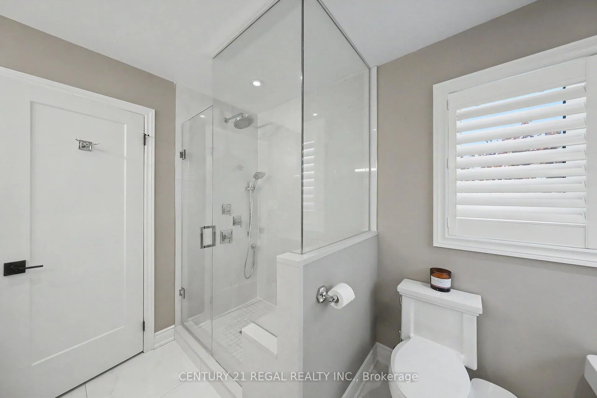 Photo 26 of 2260 Chickadee Crescent, Oakville, West Oak Trails — HOMEH