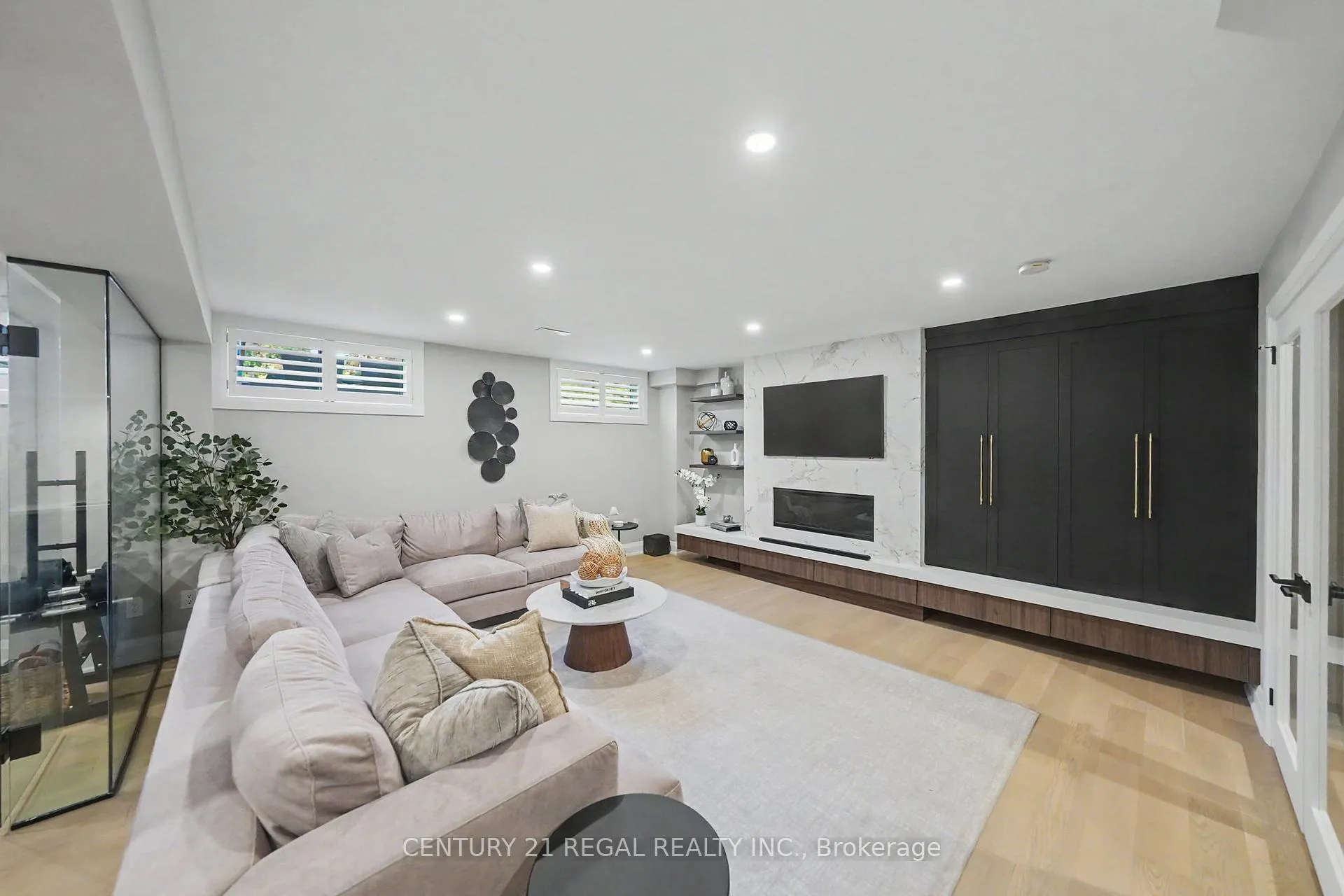 Photo 32 of 2260 Chickadee Crescent, Oakville, West Oak Trails — HOMEH