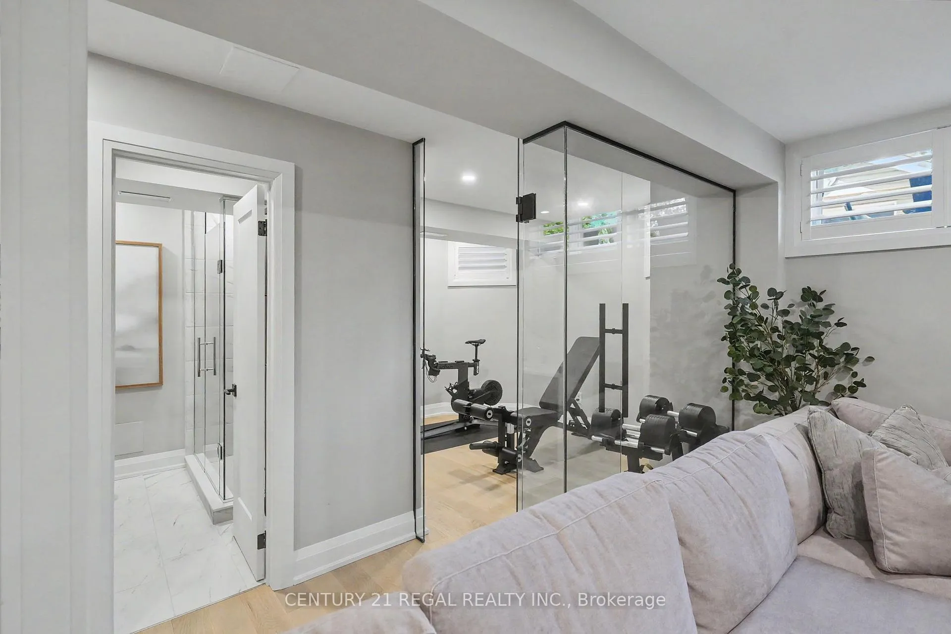 Photo 34 of 2260 Chickadee Crescent, Oakville, West Oak Trails — HOMEH
