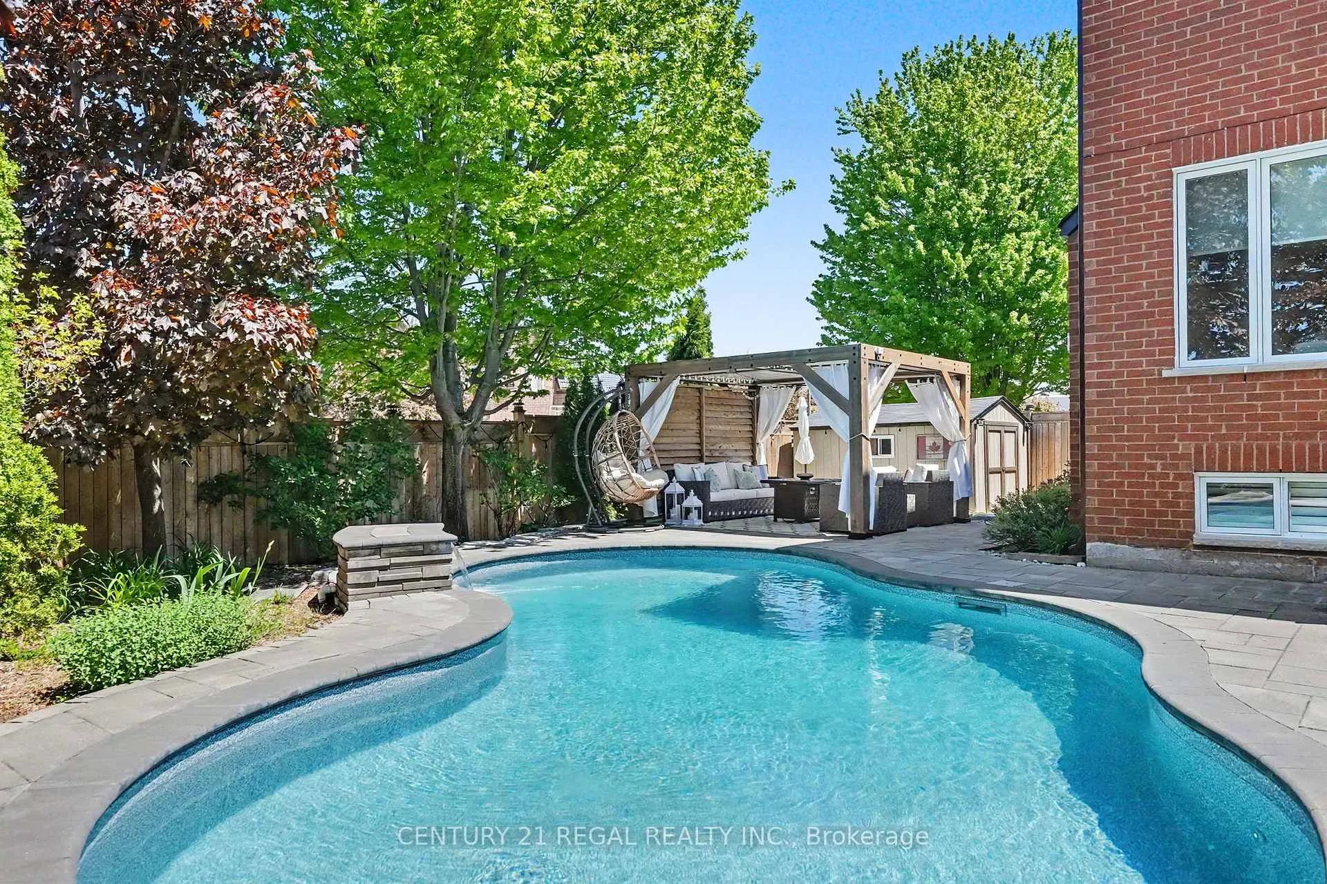 Photo 41 of 2260 Chickadee Crescent, Oakville, West Oak Trails — HOMEH