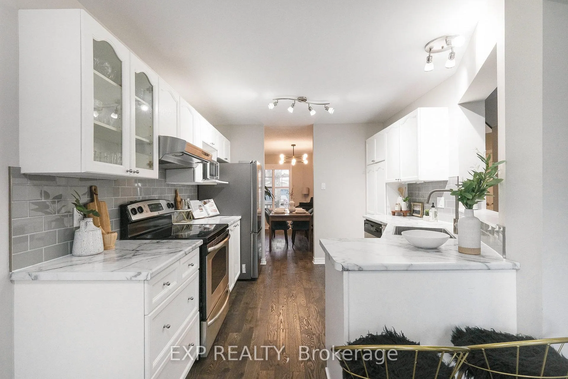 Photo 6 of 34 Avonmore Crescent, Ottawa, Barrhaven East — HOMEH