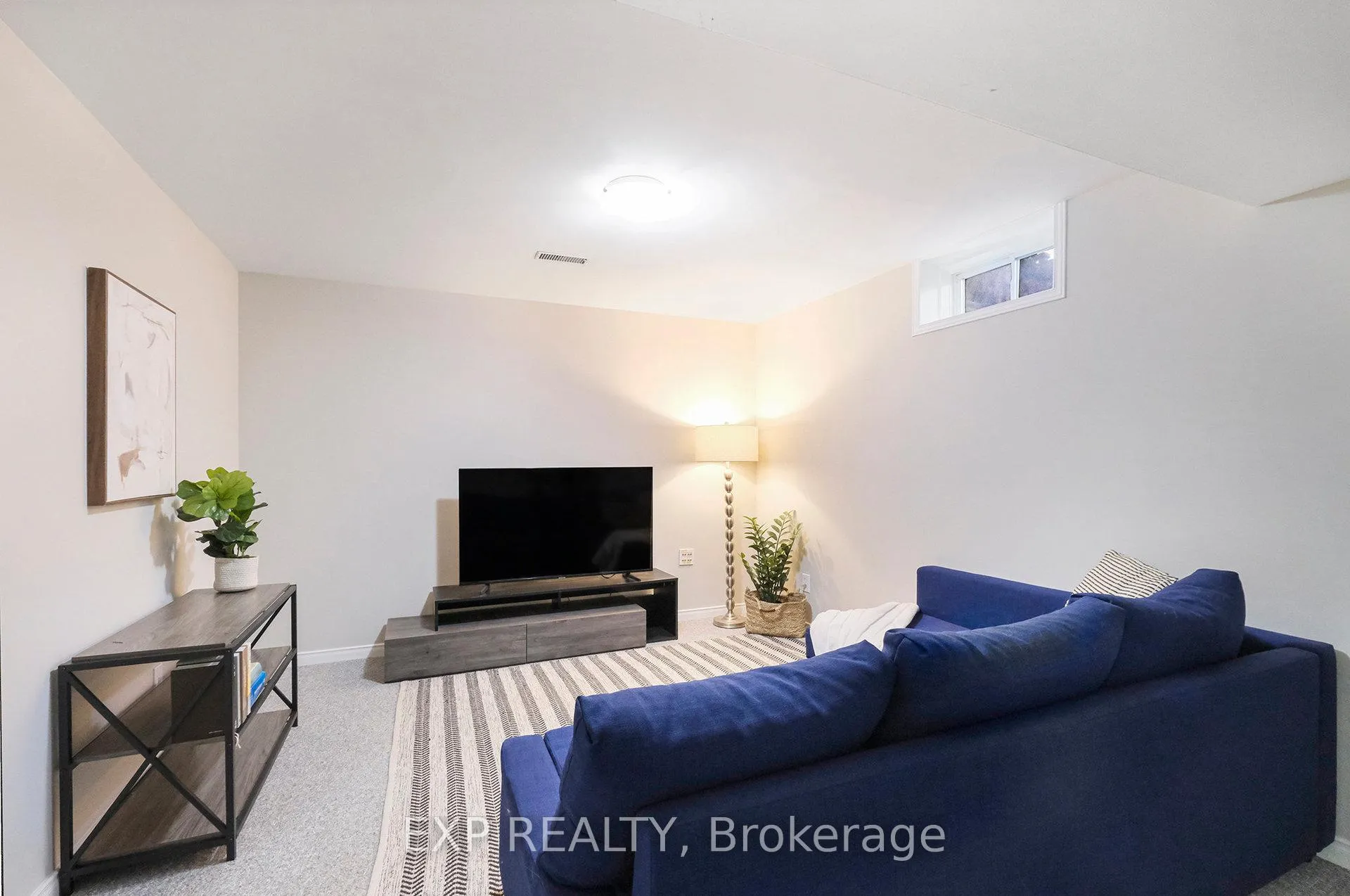 Photo 17 of 34 Avonmore Crescent, Ottawa, Barrhaven East — HOMEH