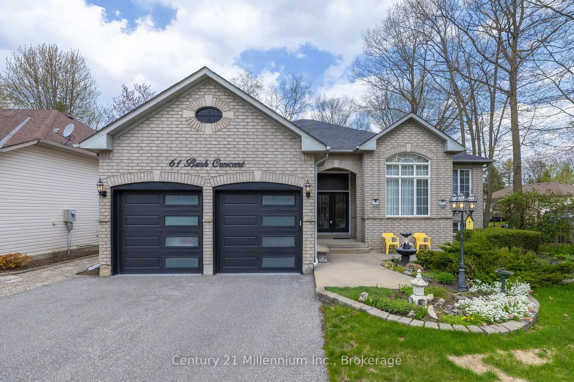 Photo 1 of 61 Bush Crescent, Wasaga Beach — HOMEH