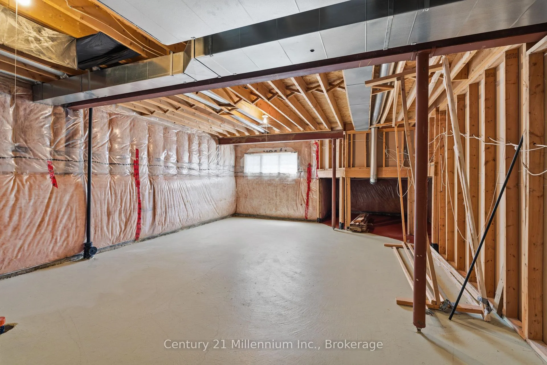 Photo 24 of 61 Bush Crescent, Wasaga Beach — HOMEH