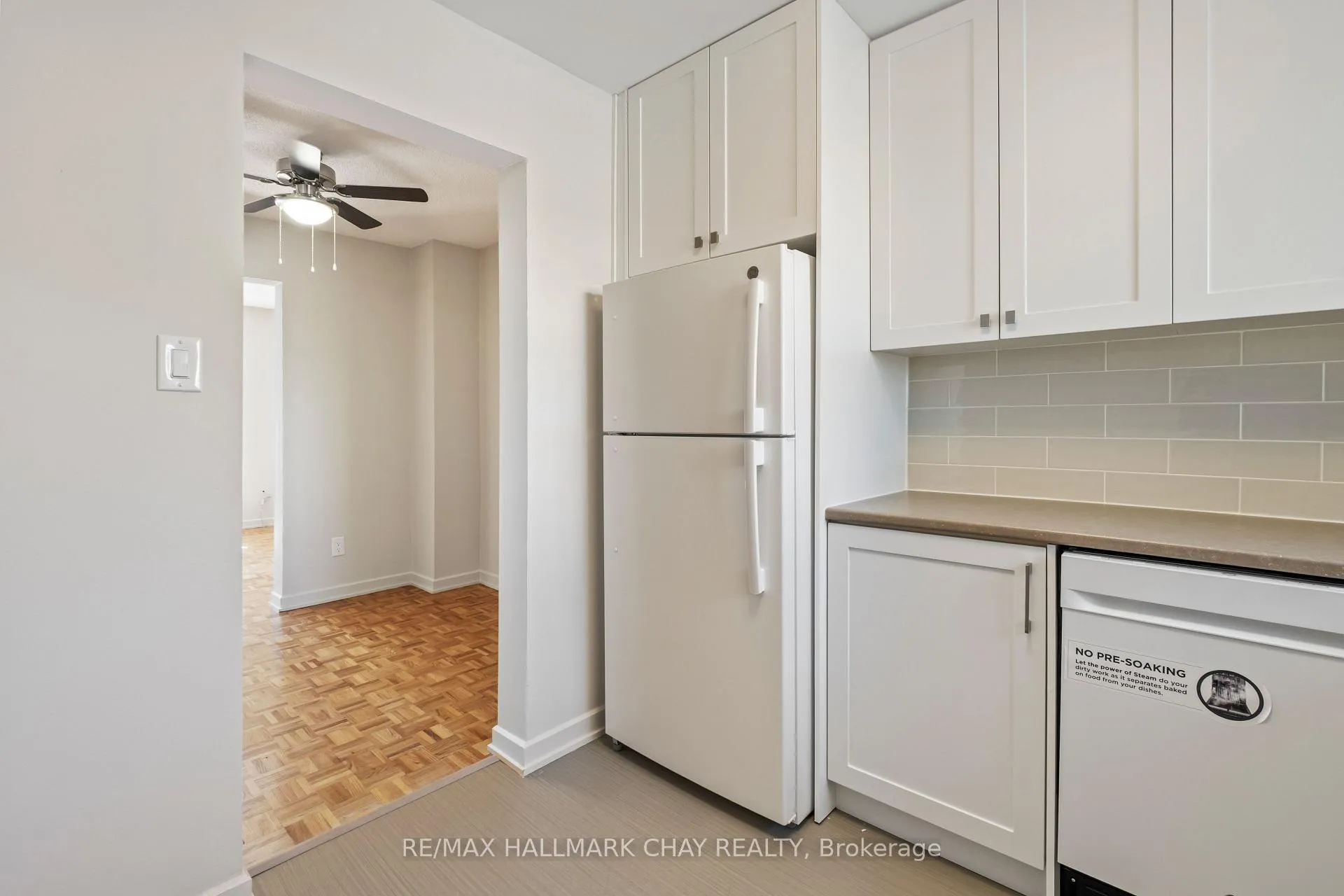 Photo 5 of Unit 47, 177 Bayview Drive, Barrie, Allandale — HOMEH