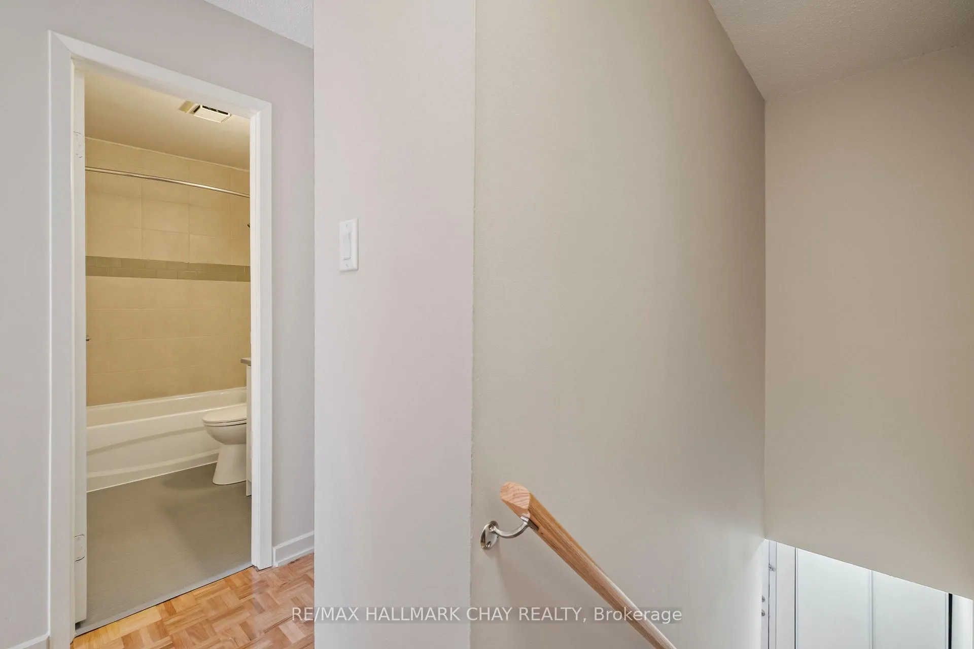 Photo 12 of Unit 47, 177 Bayview Drive, Barrie, Allandale — HOMEH