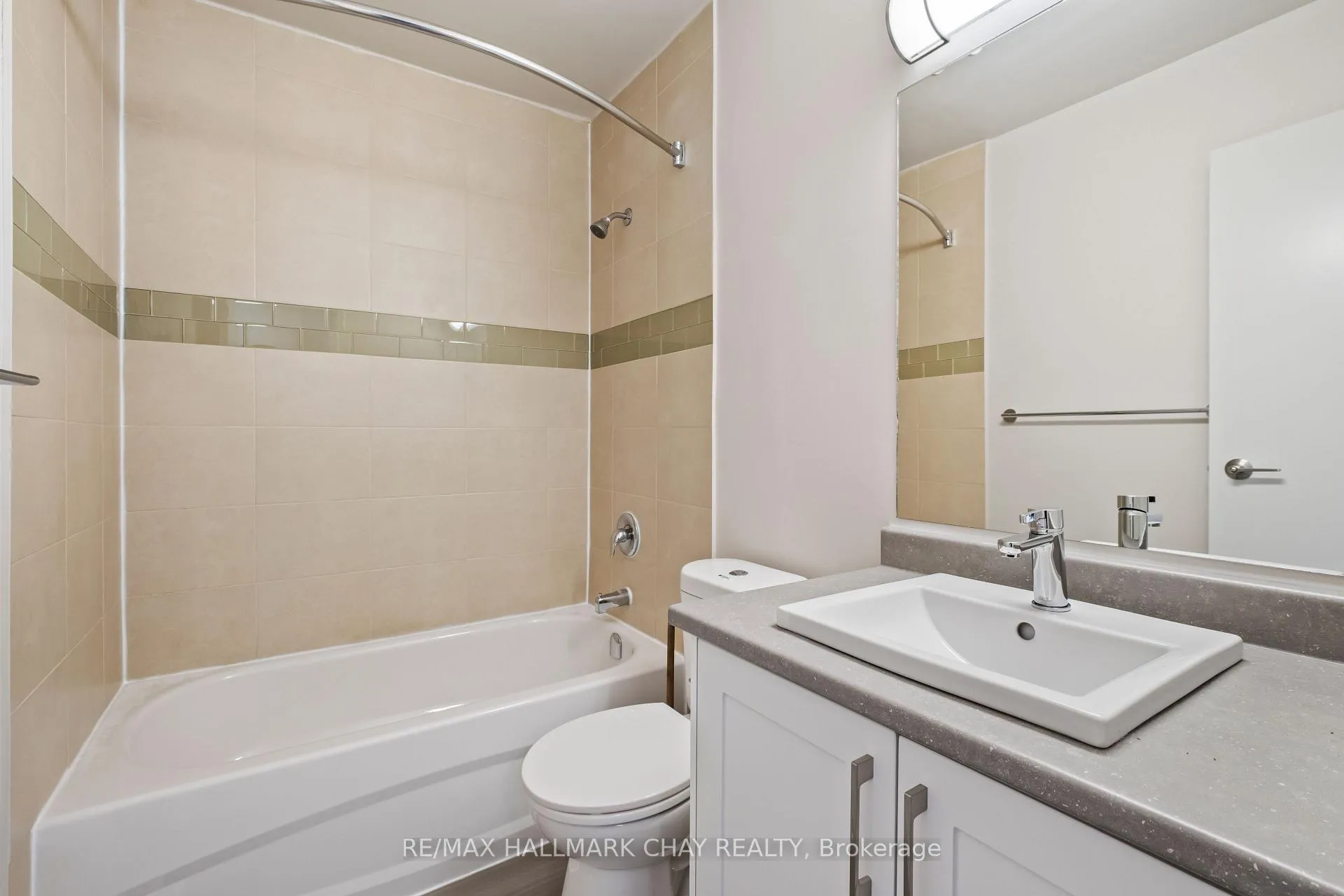 Photo 19 of Unit 47, 177 Bayview Drive, Barrie, Allandale — HOMEH