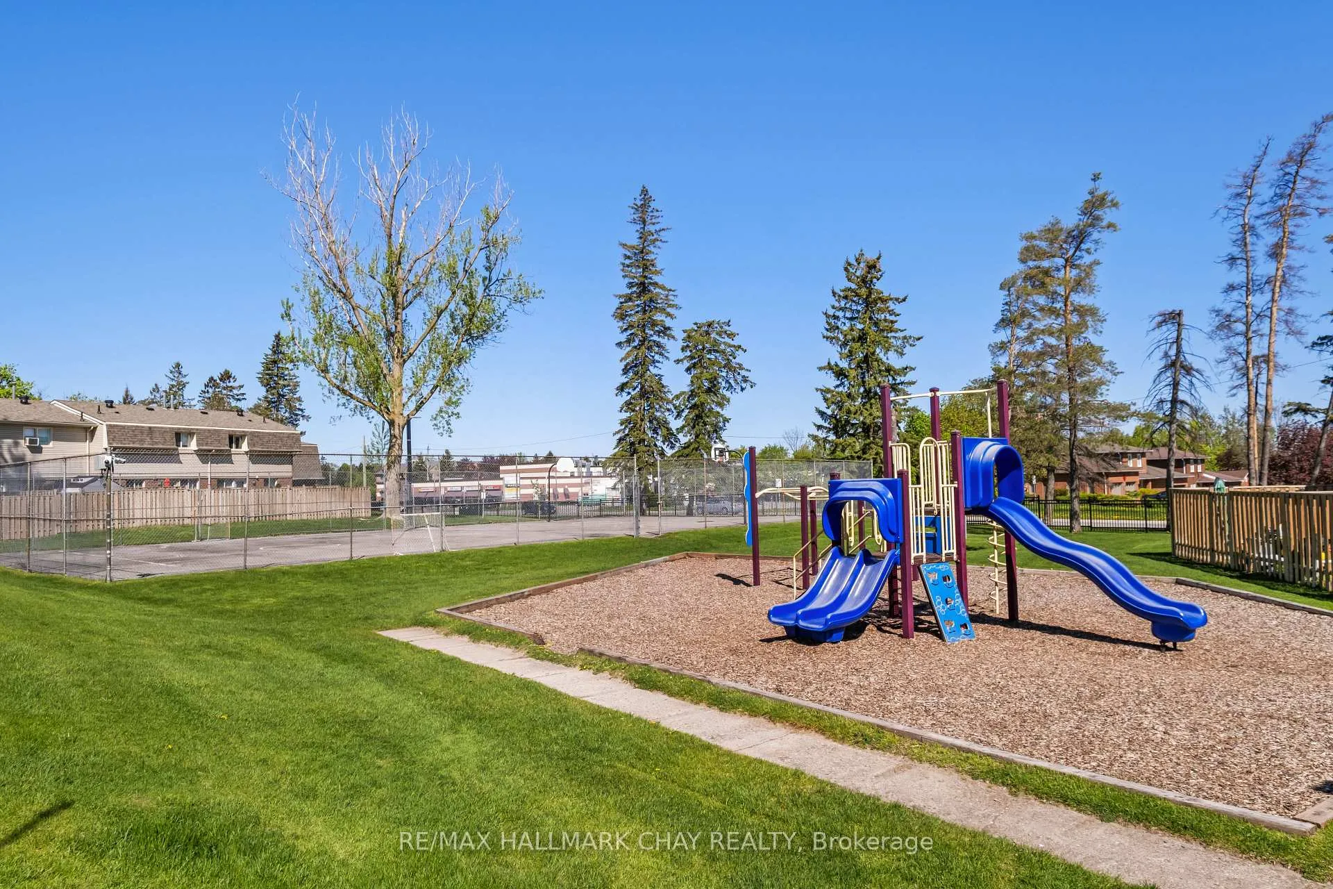 Photo 24 of Unit 47, 177 Bayview Drive, Barrie, Allandale — HOMEH