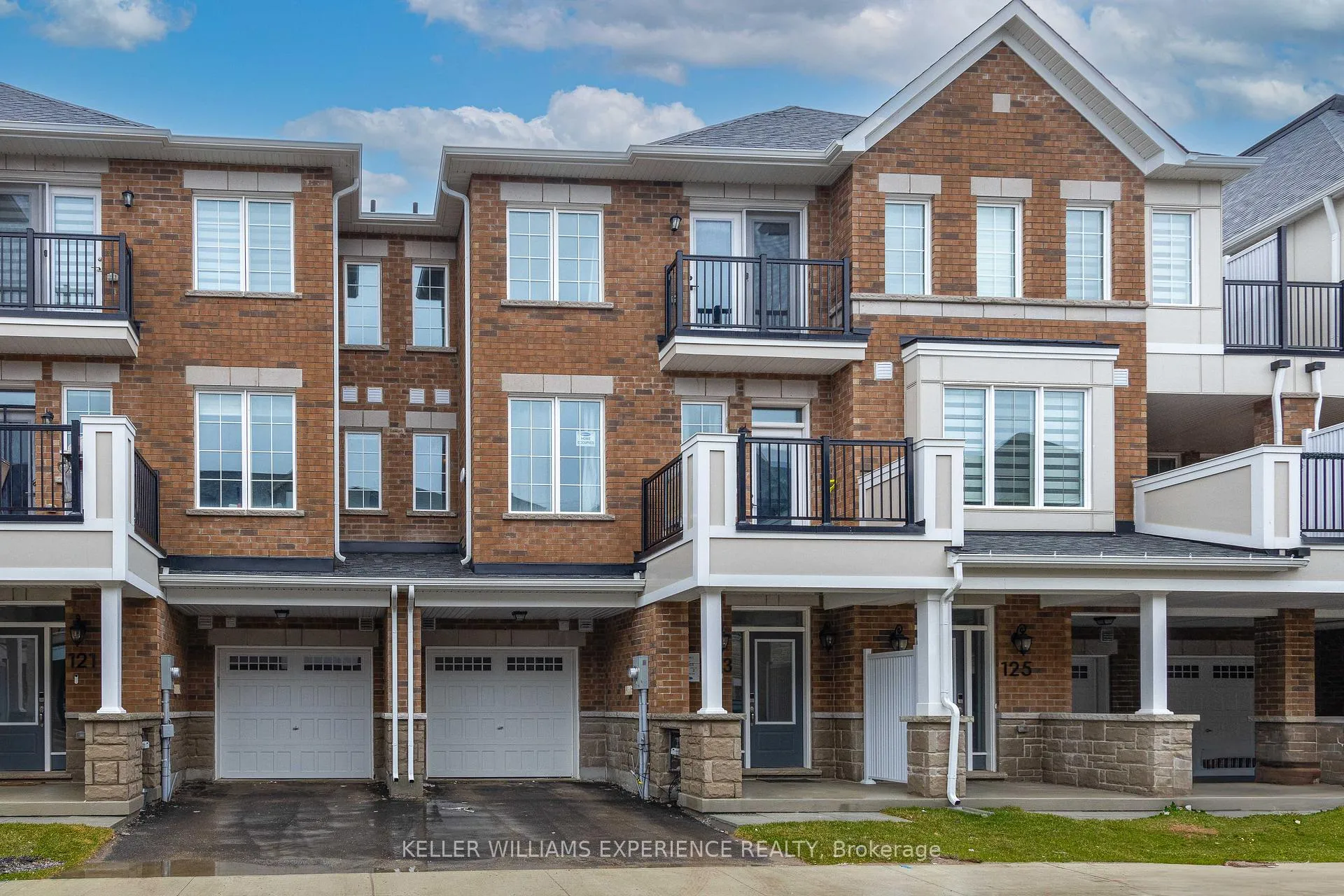 Photo 1 of 123 Pearen Lane, Barrie, Rural Barrie Southwest — HOMEH