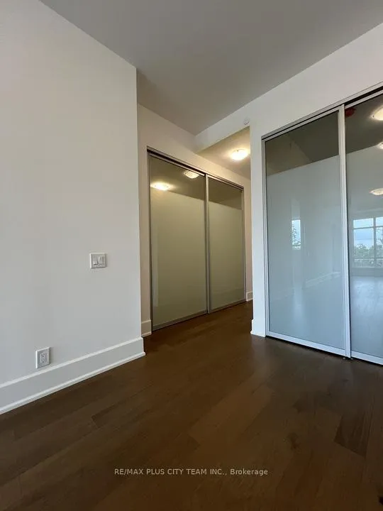 Photo 12 of Unit 402, 800 Broadview Avenue, Toronto, Playter Estates-Danforth — HOMEH