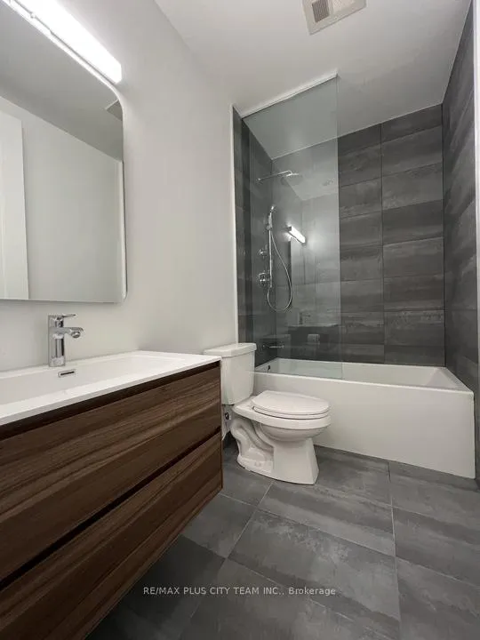 Photo 19 of Unit 402, 800 Broadview Avenue, Toronto, Playter Estates-Danforth — HOMEH