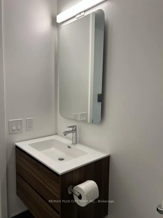 Photo 20 of Unit 402, 800 Broadview Avenue, Toronto, Playter Estates-Danforth — HOMEH