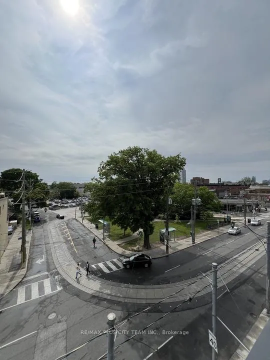 Photo 22 of Unit 402, 800 Broadview Avenue, Toronto, Playter Estates-Danforth — HOMEH