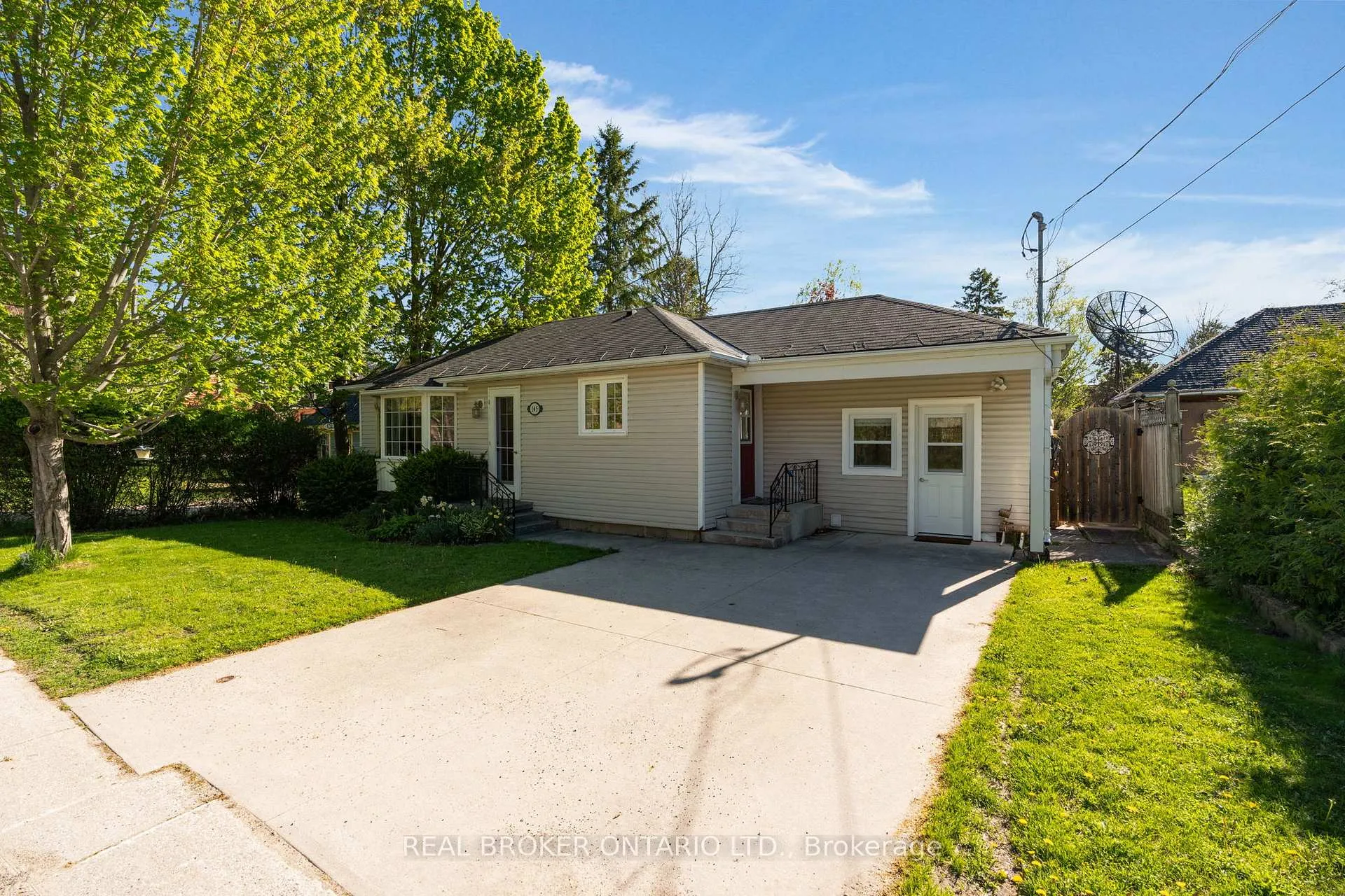 Photo 1 of 145 Collingwood Street, Clearview, Creemore — HOMEH