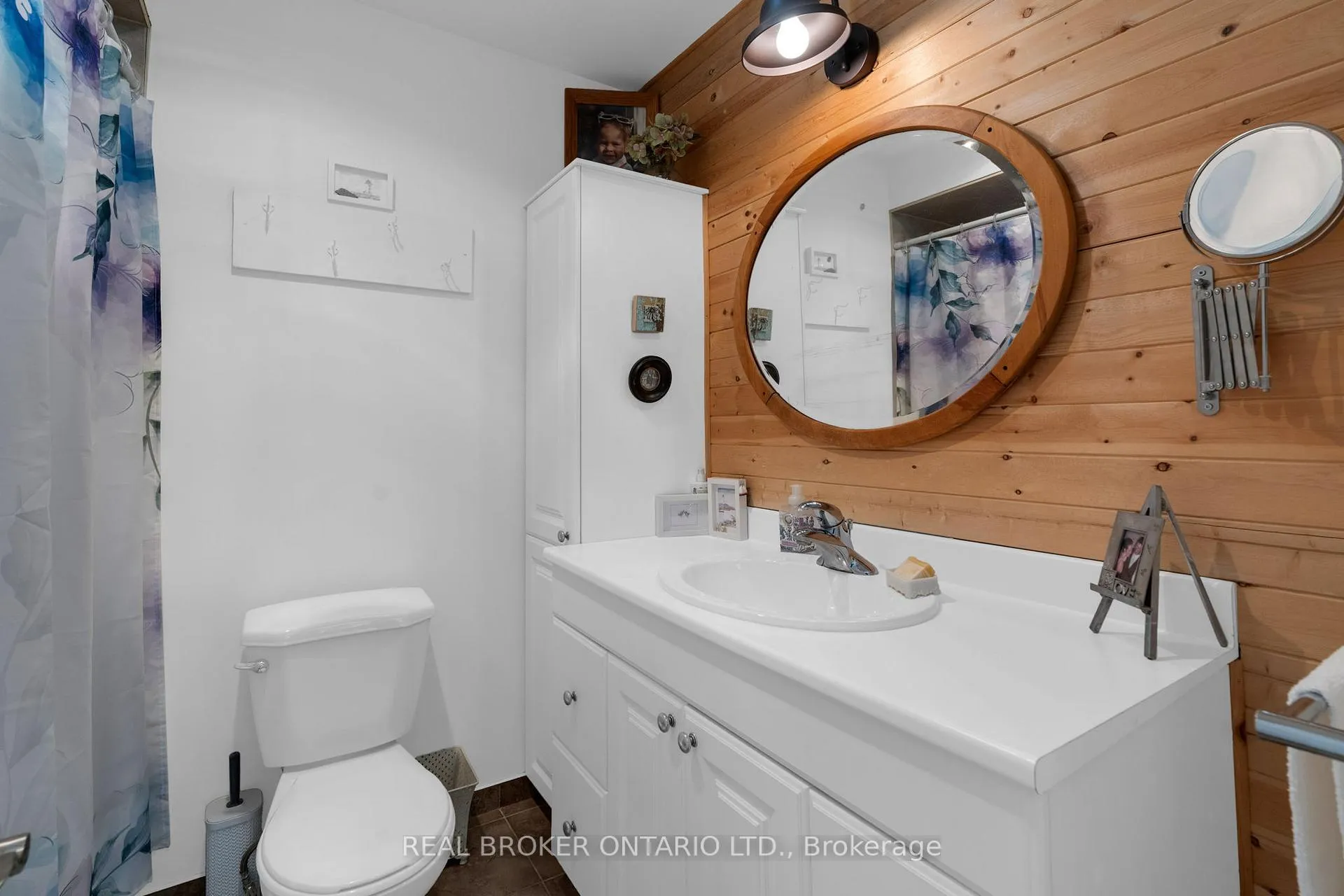 Photo 16 of 145 Collingwood Street, Clearview, Creemore — HOMEH