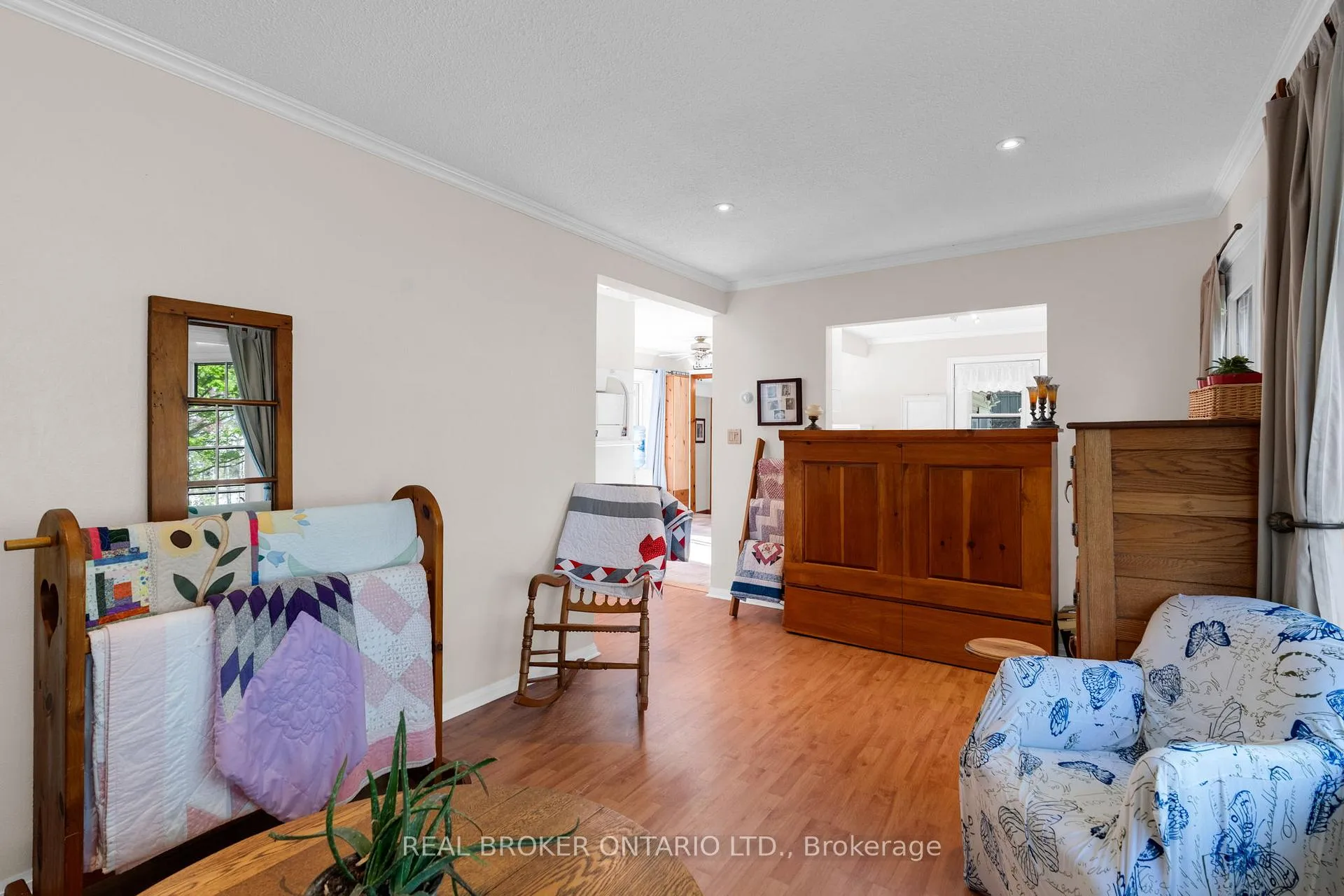 Photo 20 of 145 Collingwood Street, Clearview, Creemore — HOMEH