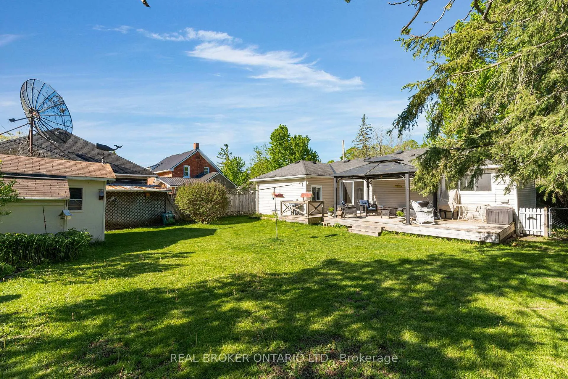 Photo 27 of 145 Collingwood Street, Clearview, Creemore — HOMEH