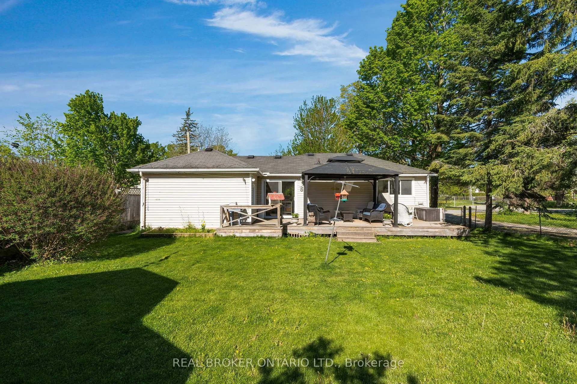 Photo 28 of 145 Collingwood Street, Clearview, Creemore — HOMEH