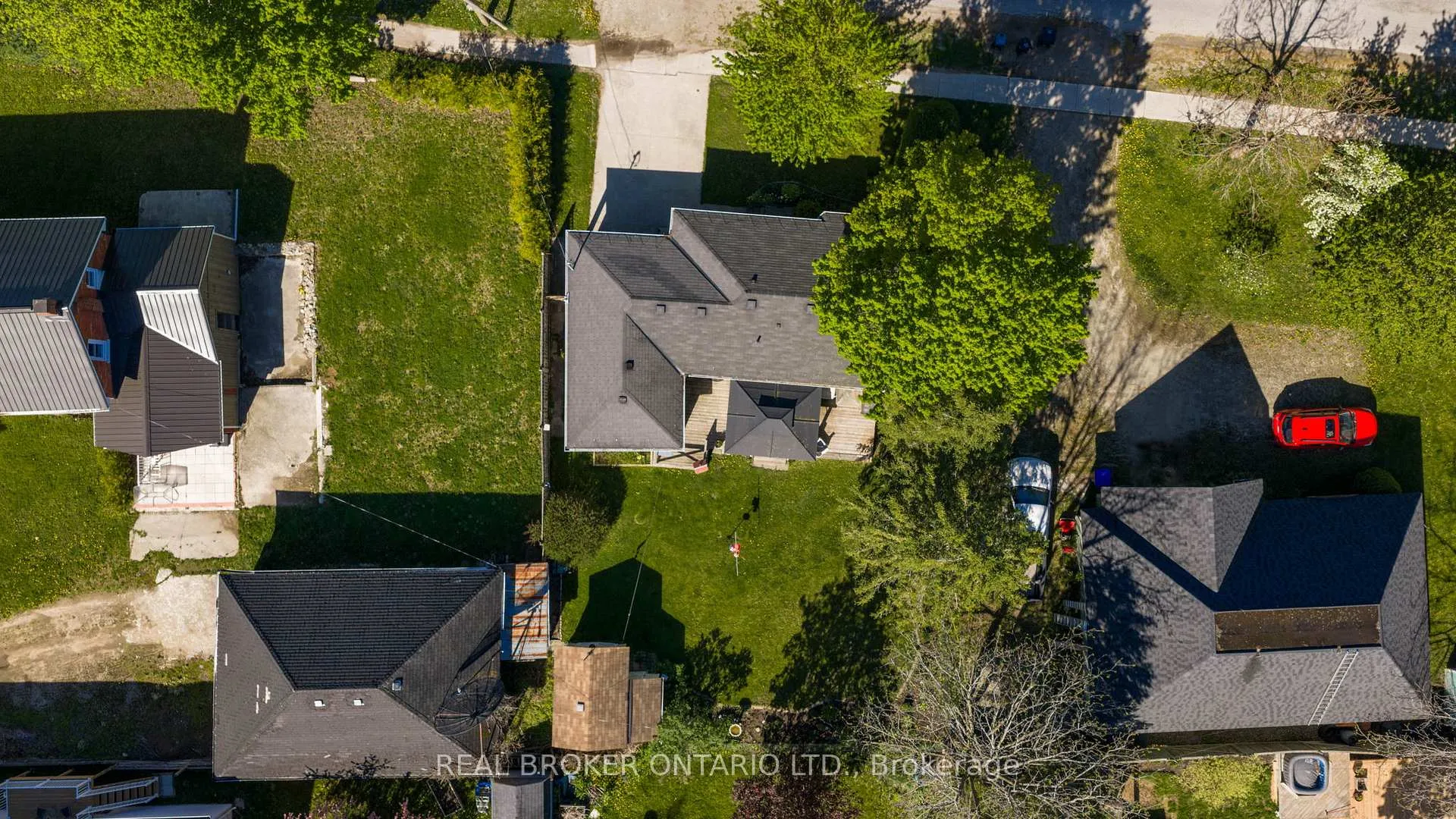 Photo 31 of 145 Collingwood Street, Clearview, Creemore — HOMEH