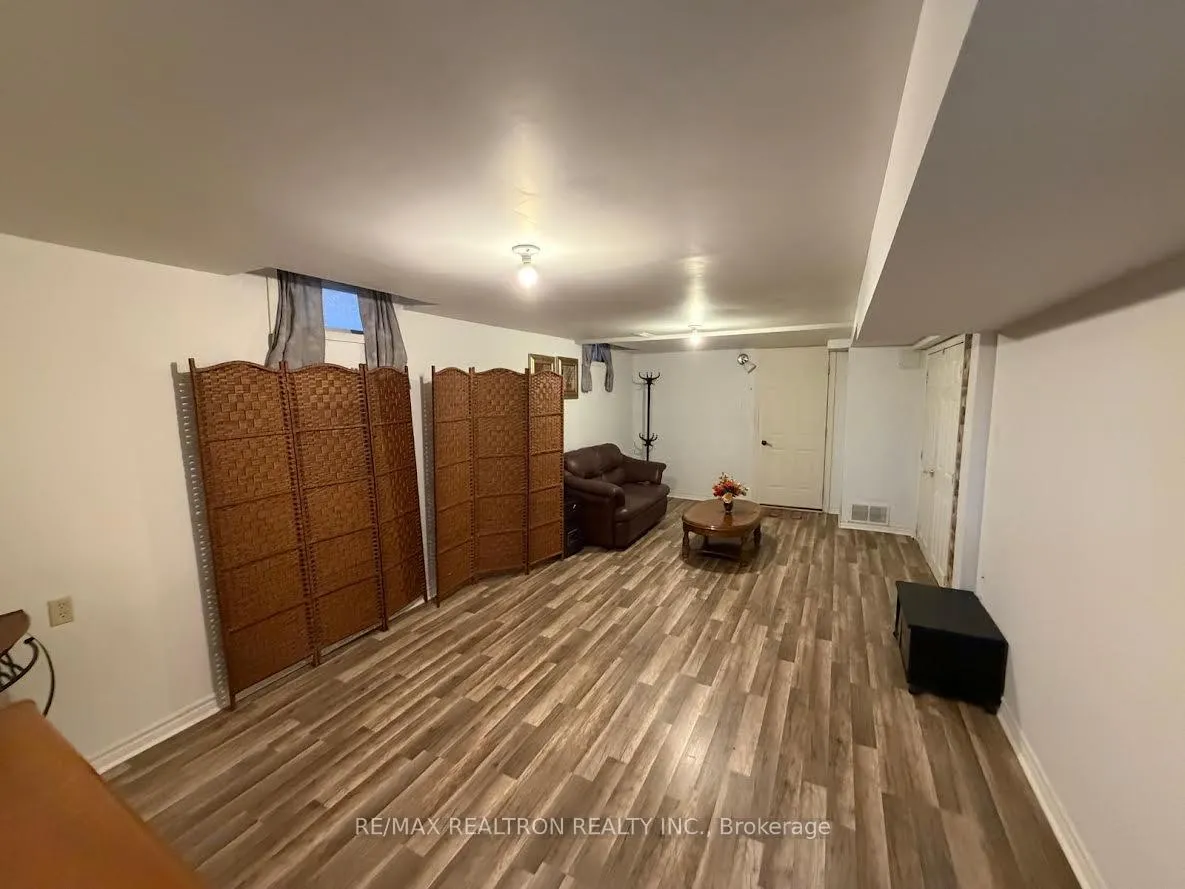 Photo 1 of Unit Bsmt, 5 Lamar Street, Vaughan, Maple — HOMEH