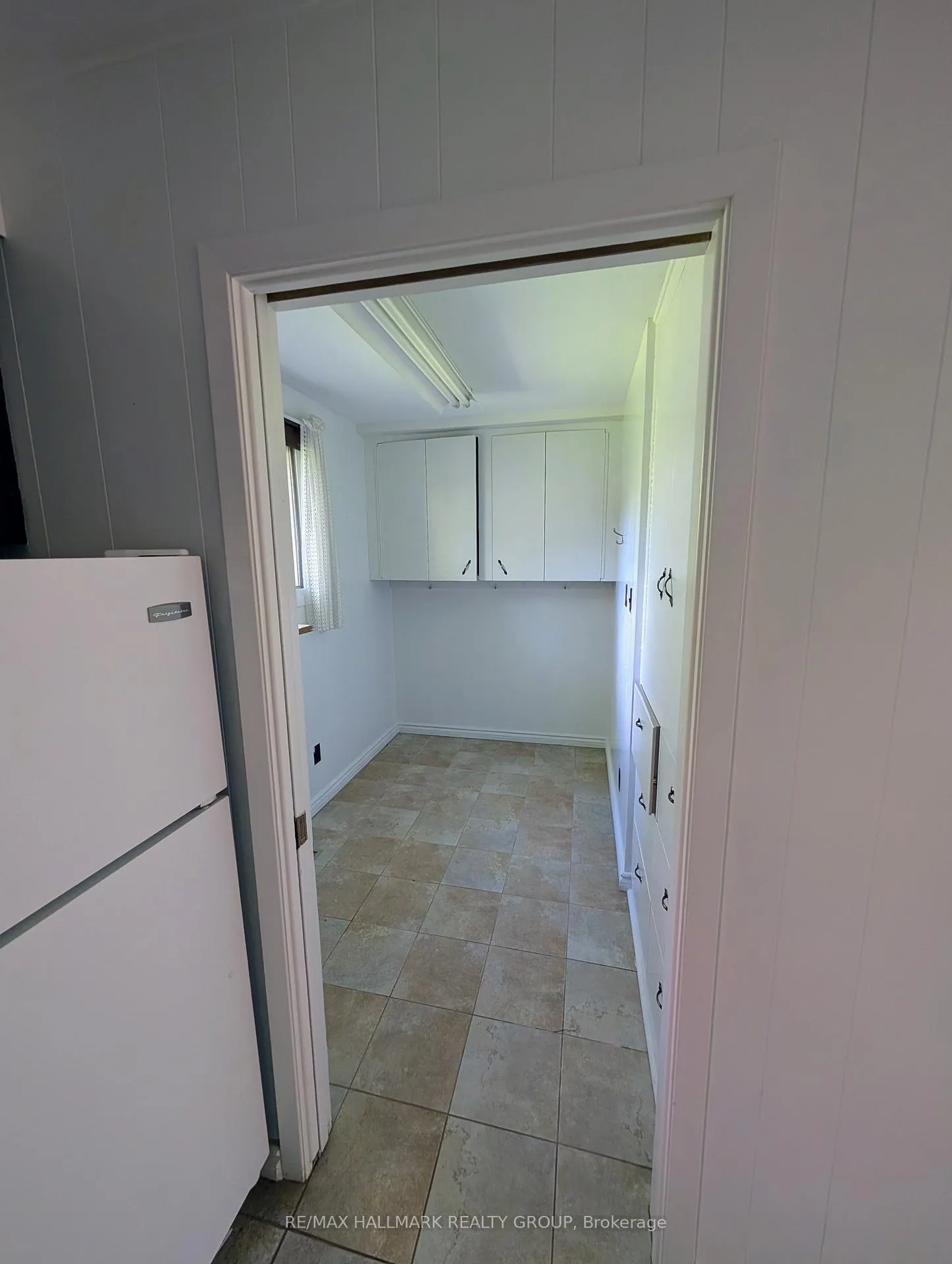 Photo 6 of 1636 Stagecoach Road, Ottawa, Greely — HOMEH
