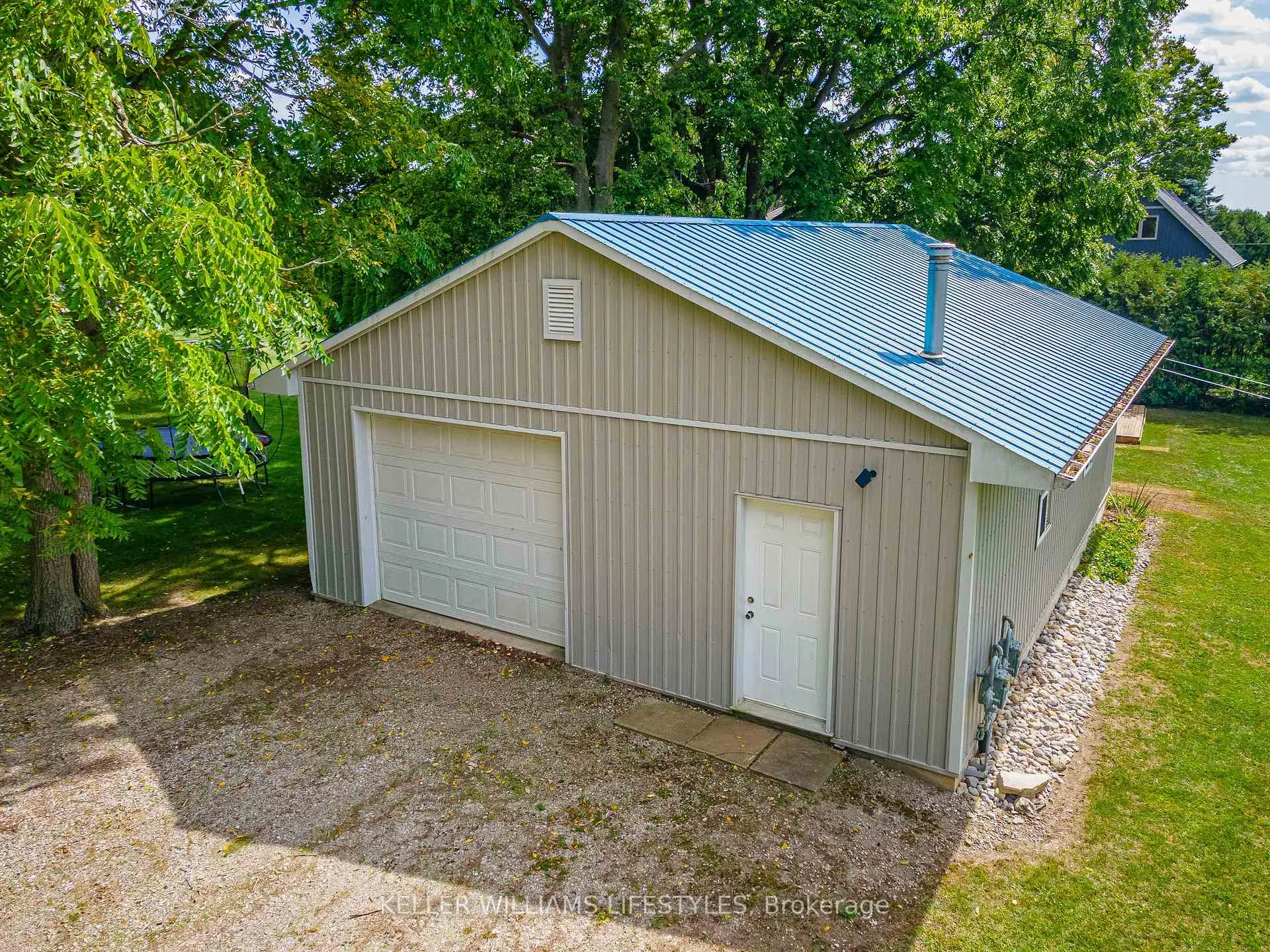 Photo 3 of 4403 Queens Avenue, North Middlesex, Nairn — HOMEH