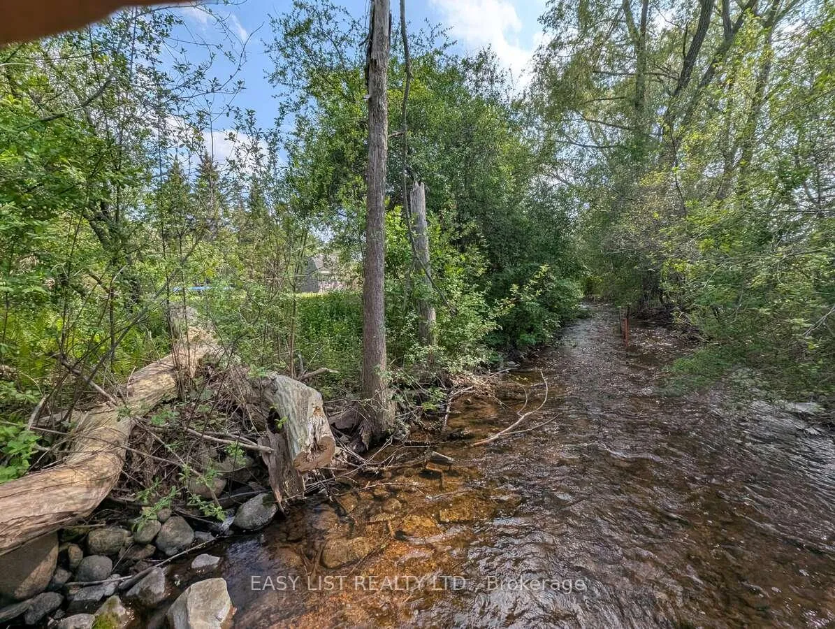 Photo 4 of 79 Brock Road S, Puslinch, Aberfoyle — HOMEH