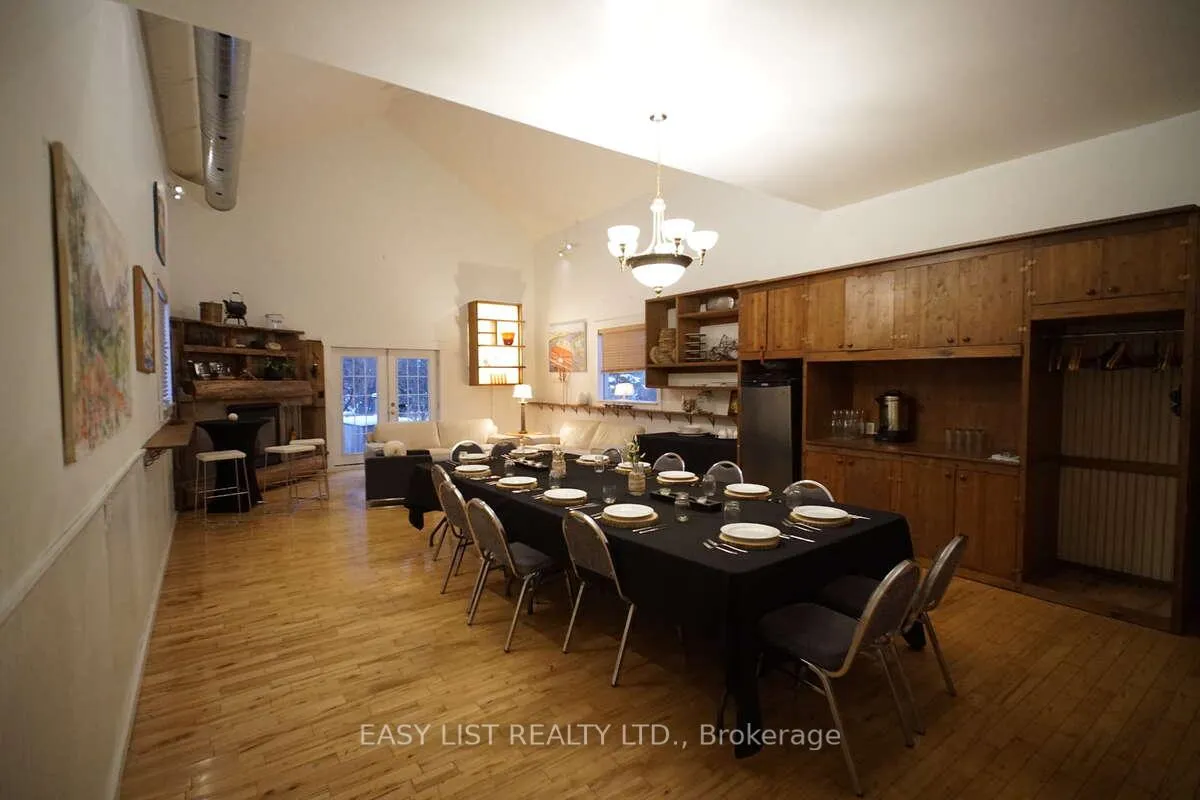 Photo 10 of 79 Brock Road S, Puslinch, Aberfoyle — HOMEH