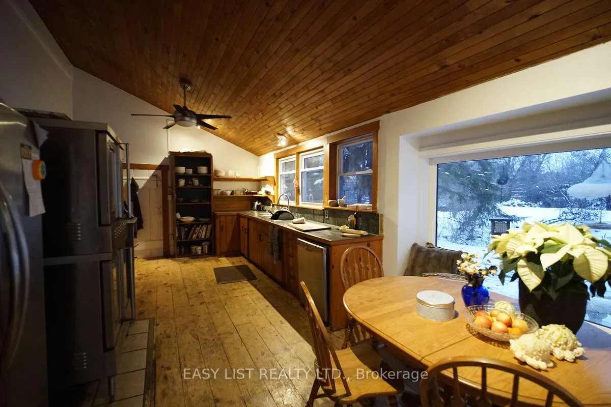 Photo 13 of 79 Brock Road S, Puslinch, Aberfoyle — HOMEH