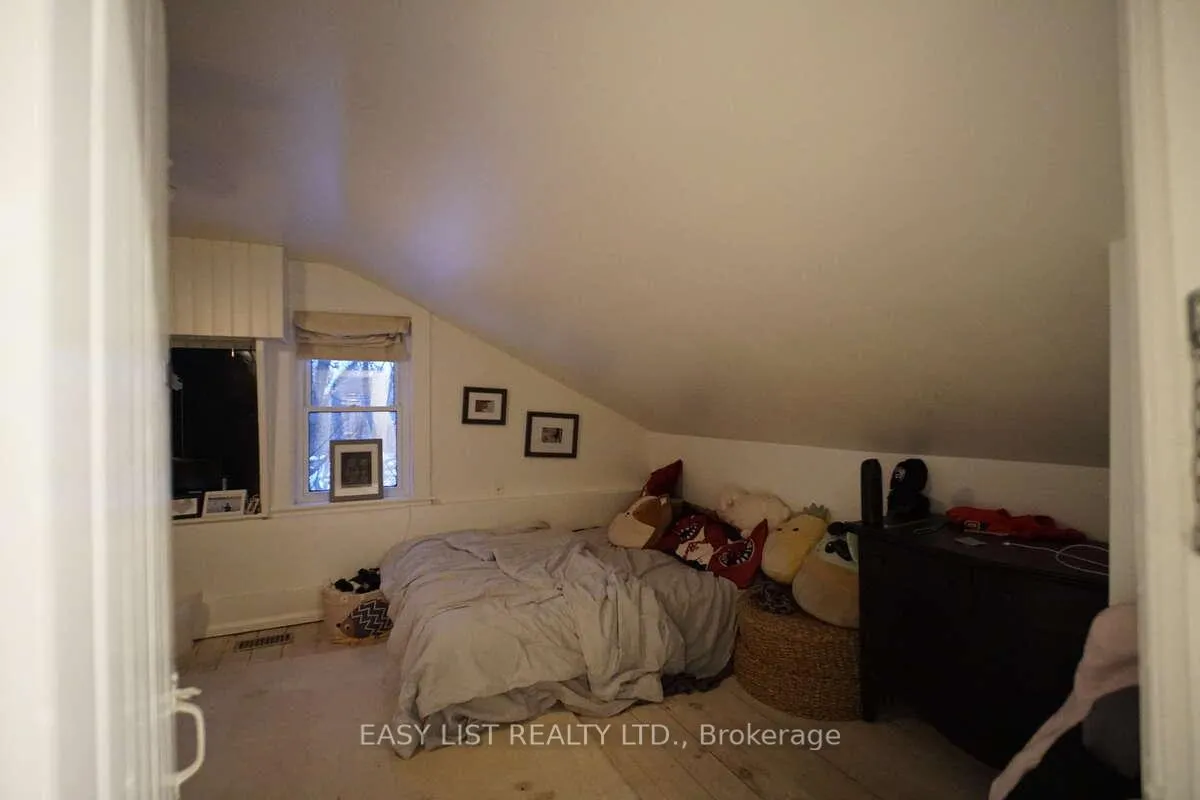 Photo 24 of 79 Brock Road S, Puslinch, Aberfoyle — HOMEH