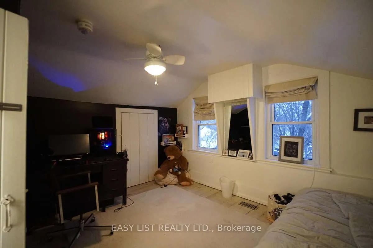 Photo 25 of 79 Brock Road S, Puslinch, Aberfoyle — HOMEH