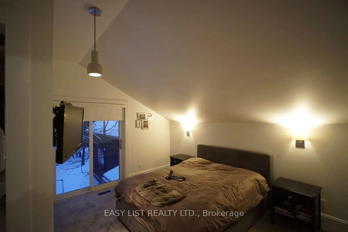 Photo 30 of 79 Brock Road S, Puslinch, Aberfoyle — HOMEH