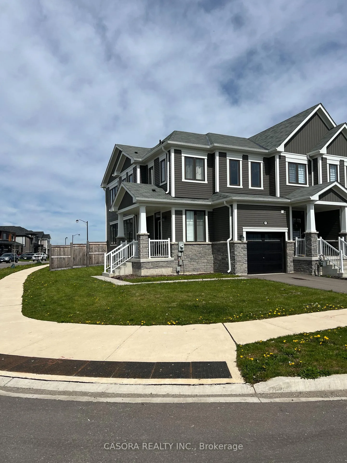 Photo 1 of 170 Whithorn Crescent, Haldimand — HOMEH