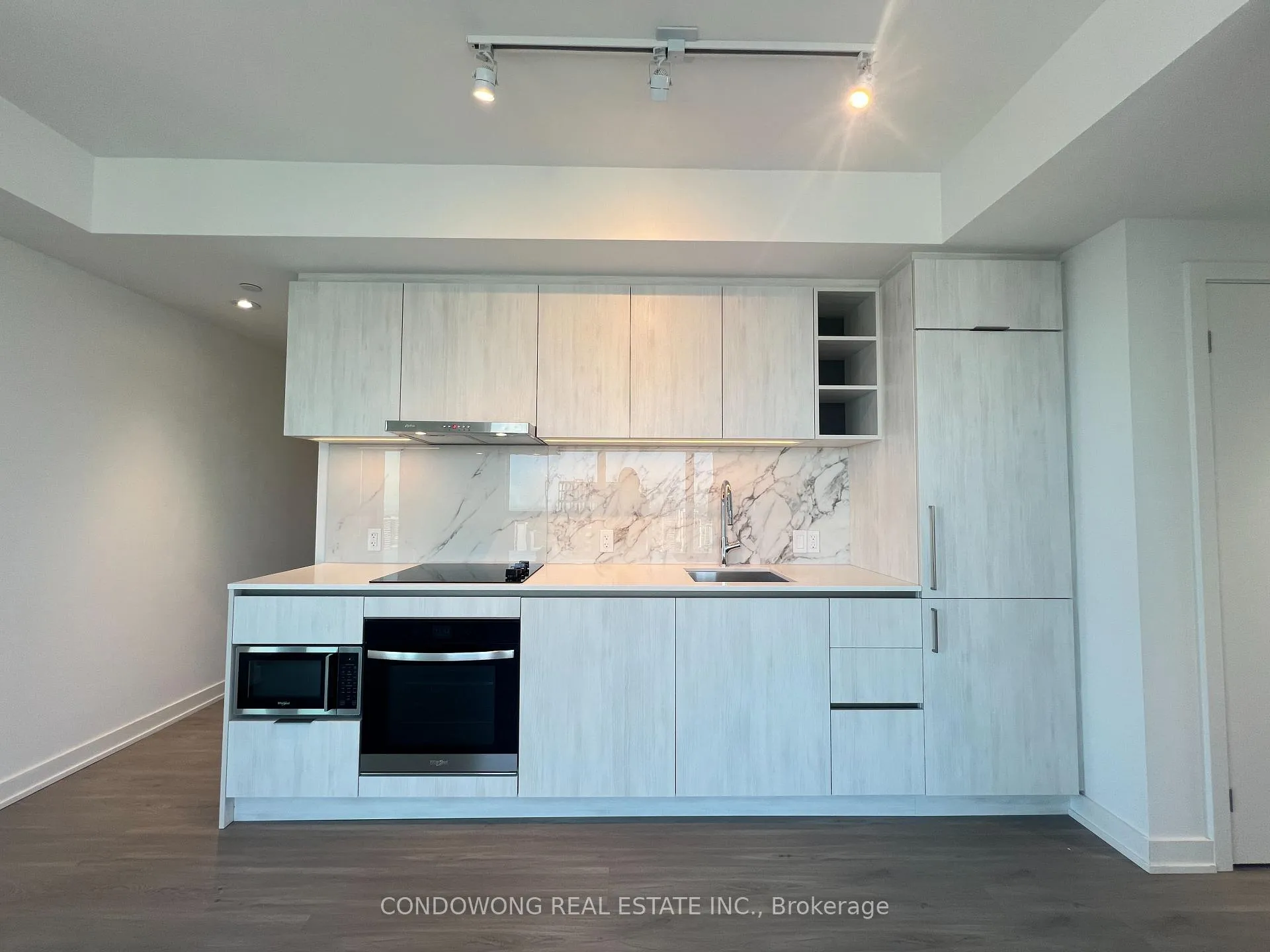 Photo 3 of Unit 4109, 8 Wellesley Street W, Toronto, Bay Street Corridor — HOMEH